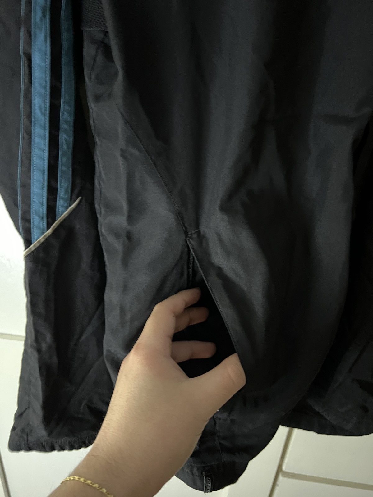 Adidas Vintage 2000s Adidas Full Zip Up Windbreaker Track Jacket Size US S / EU 44-46 / 1 - 3 Thumbnail