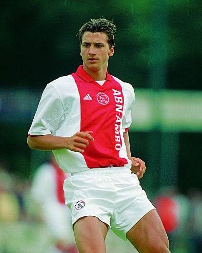 Adidas Ajax Amsterdam Home Kit 2001 2002 Size US L / EU 52-54 / 3 - 6 Thumbnail