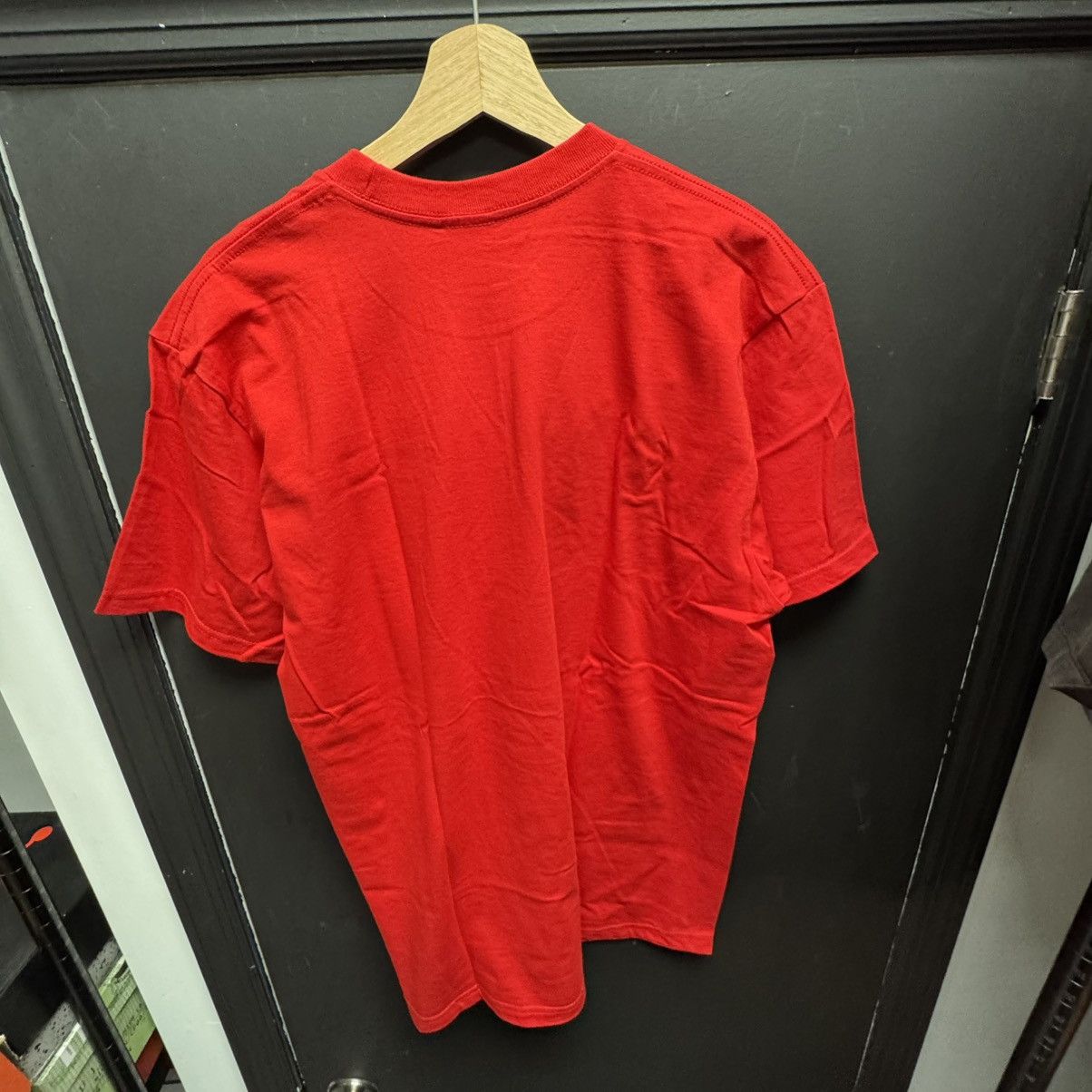 Supreme Supreme Bible Tee Red Size US L / EU 52-54 / 3 - 2 Thumbnail