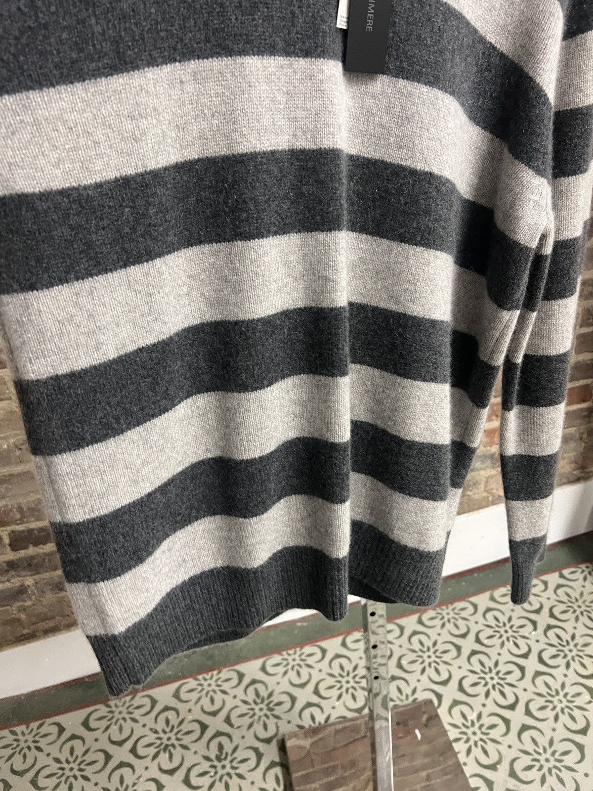 Magaschoni Crewneck Cashmere Sweater Size US L / EU 52-54 / 3 - 4 Thumbnail