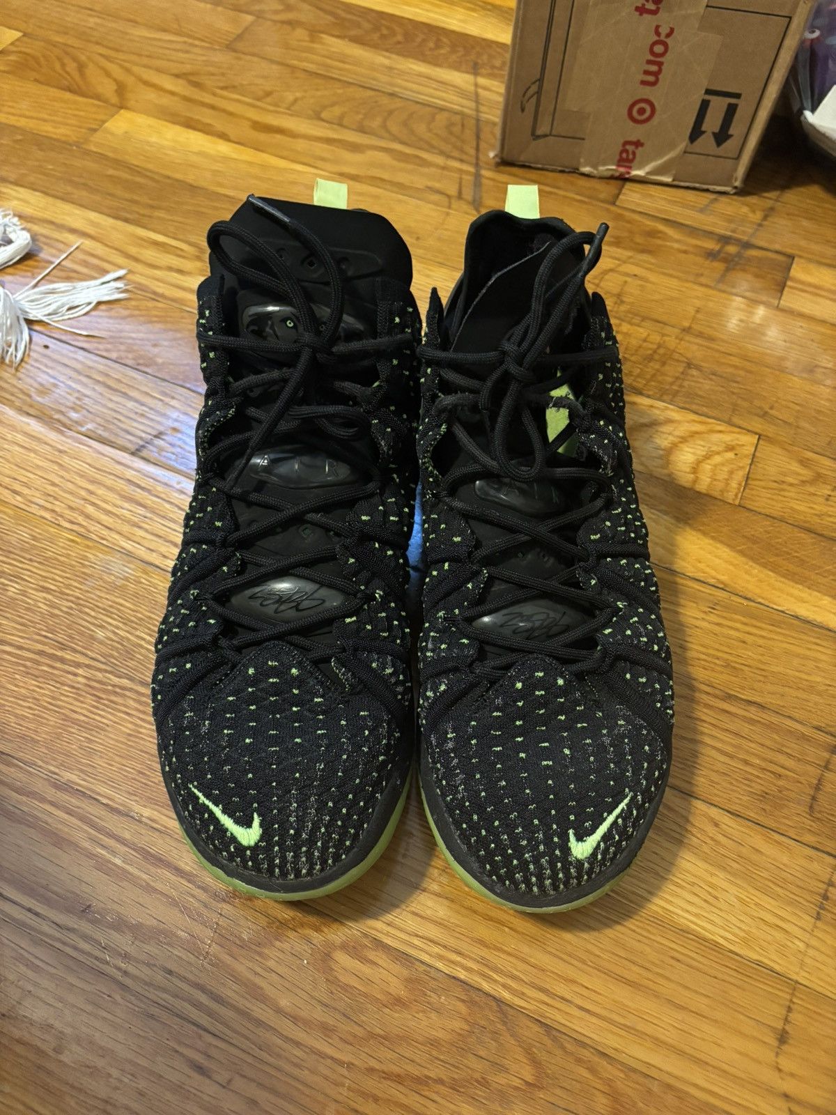 Nike Nike LeBron 18 Dunkman Size US 11 / EU 44 - 2 Thumbnail