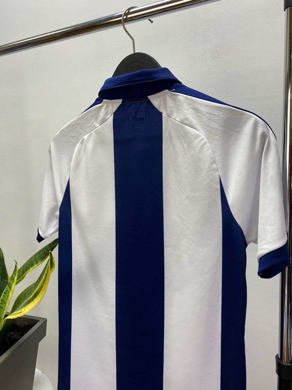 Puma West Bromwich Albion 2018 2019 Puma home soccer jersey Size US S / EU 44-46 / 1 - 21 Thumbnail