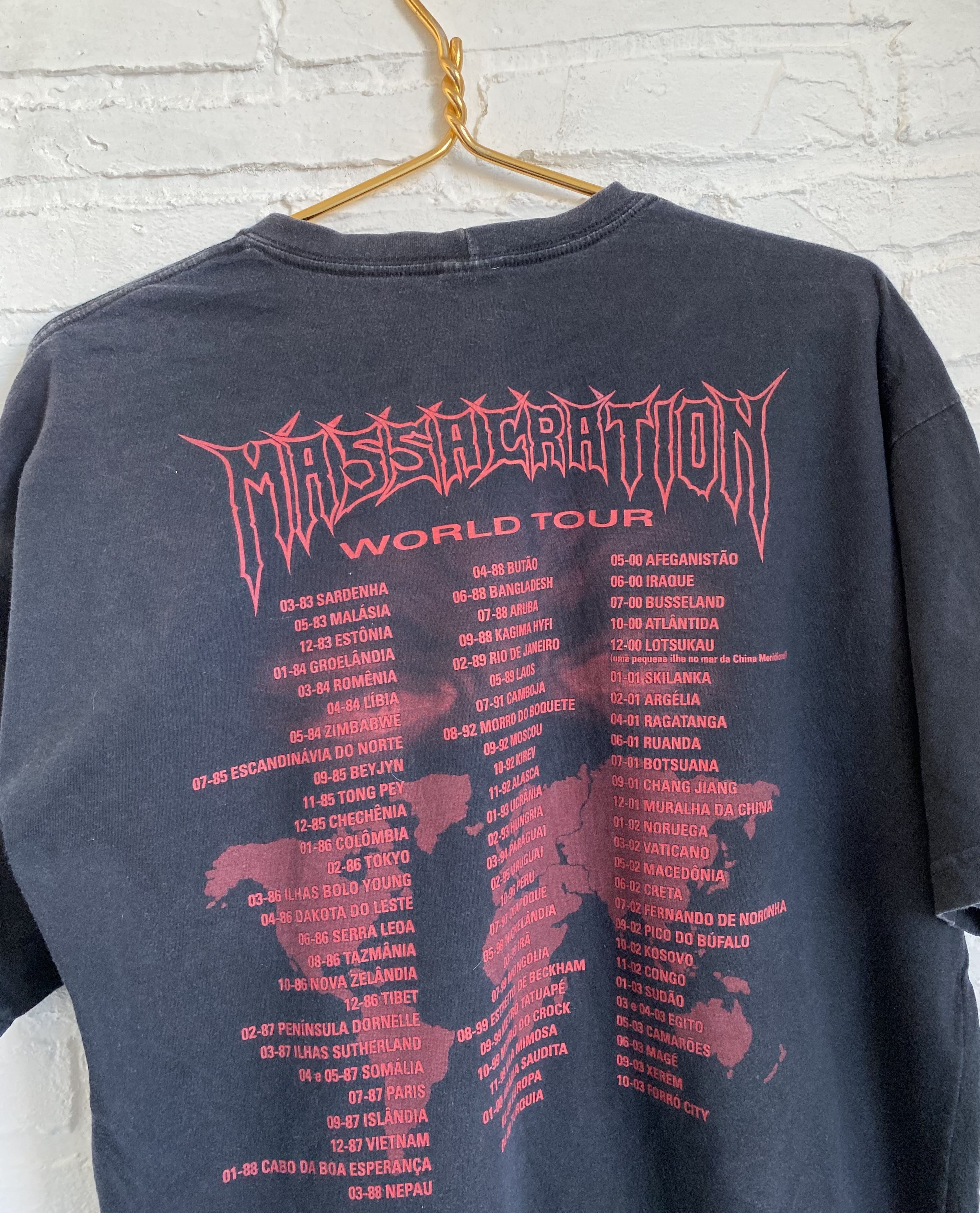 Band Tees × Vintage Vintage 2000s Massacration world tour t-shirt Size US L / EU 52-54 / 3 - 7 Thumbnail