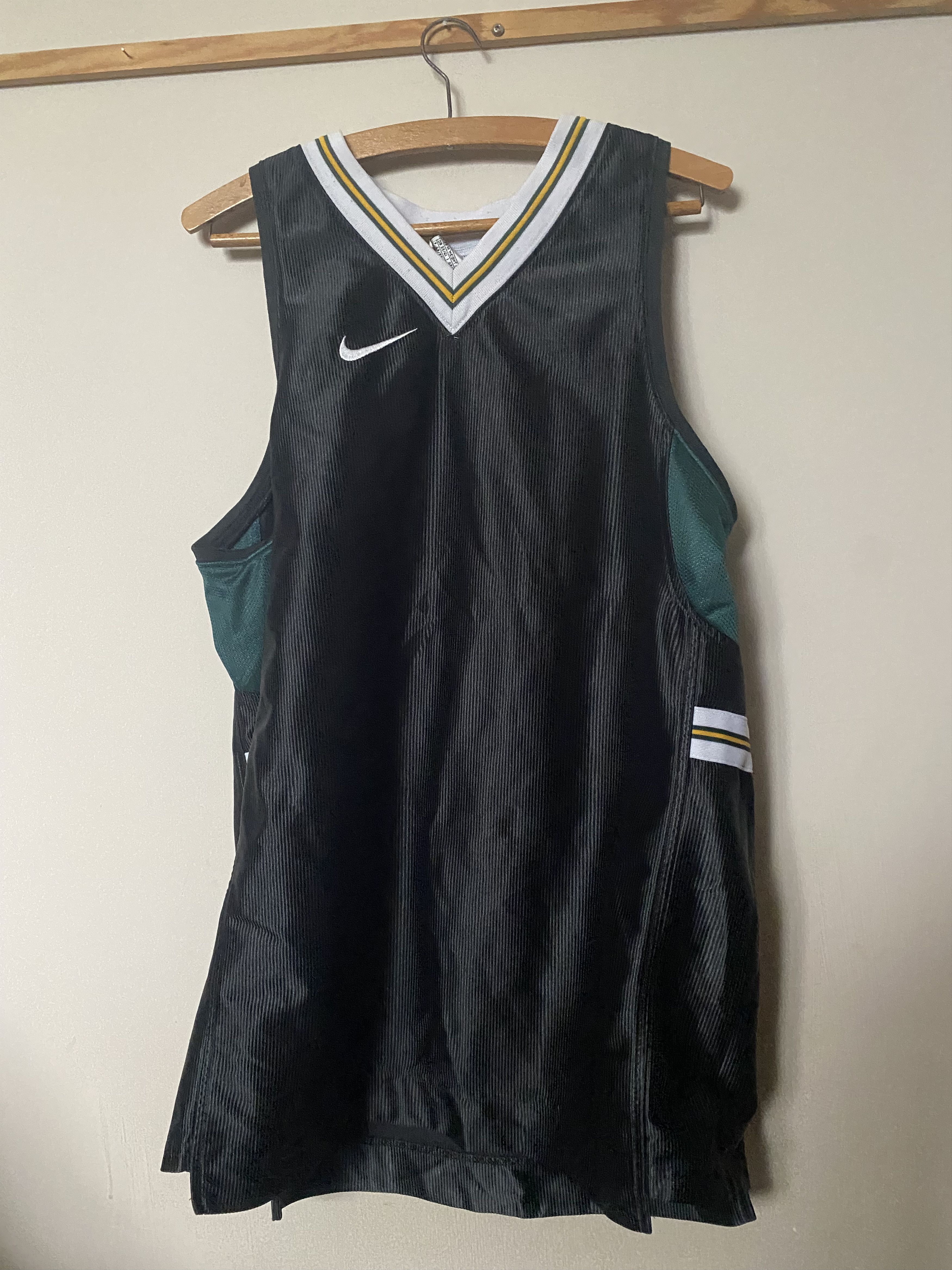 Nike Vintage Jersey basketball - NIKE retro - M - UNIQUE Size US M / EU 48-50 / 2 - 1 Thumbnail