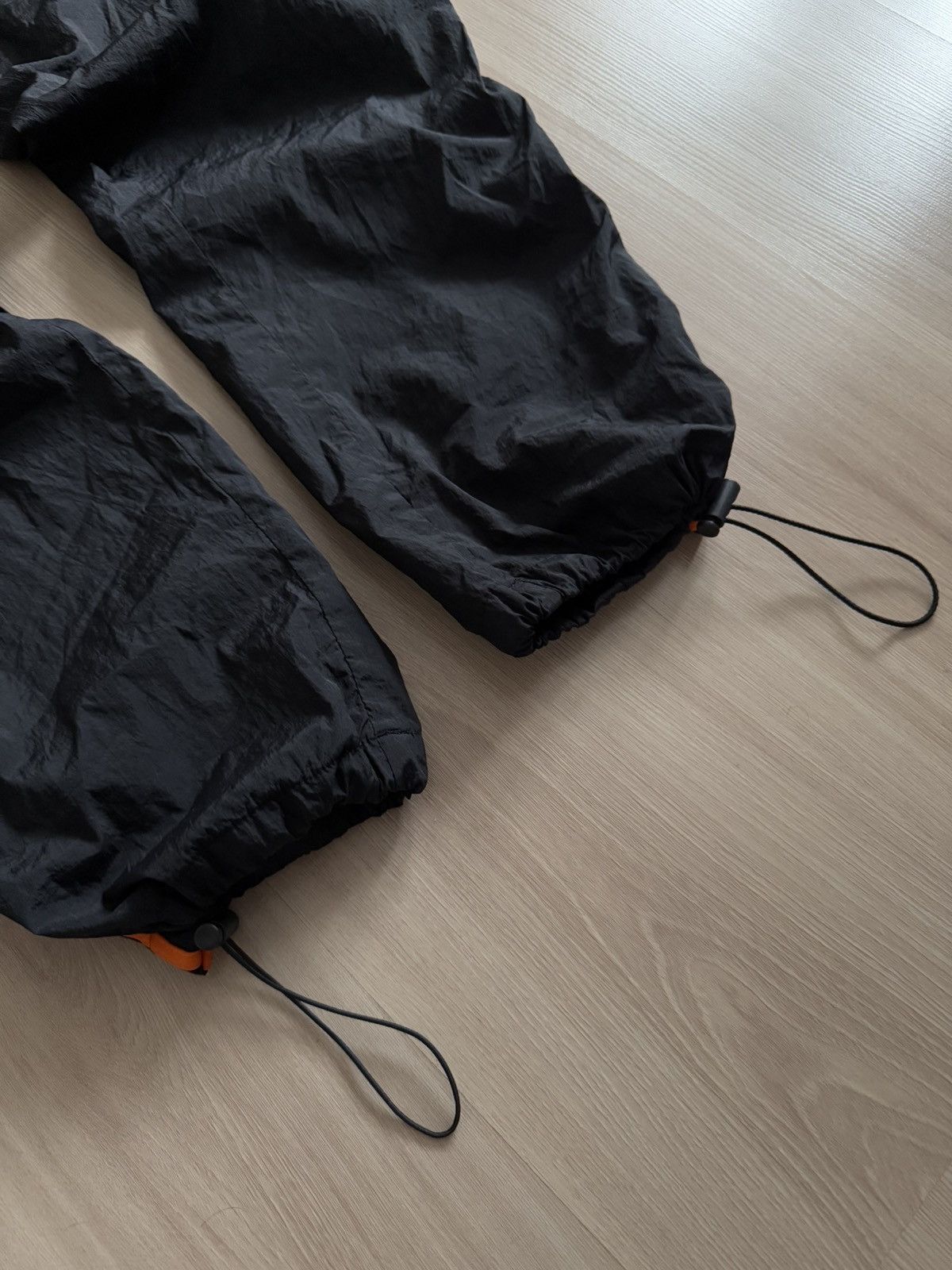 Nike Vintage Nike Nylon Track Pants 00s Size US 34 / EU 50 - 6 Thumbnail