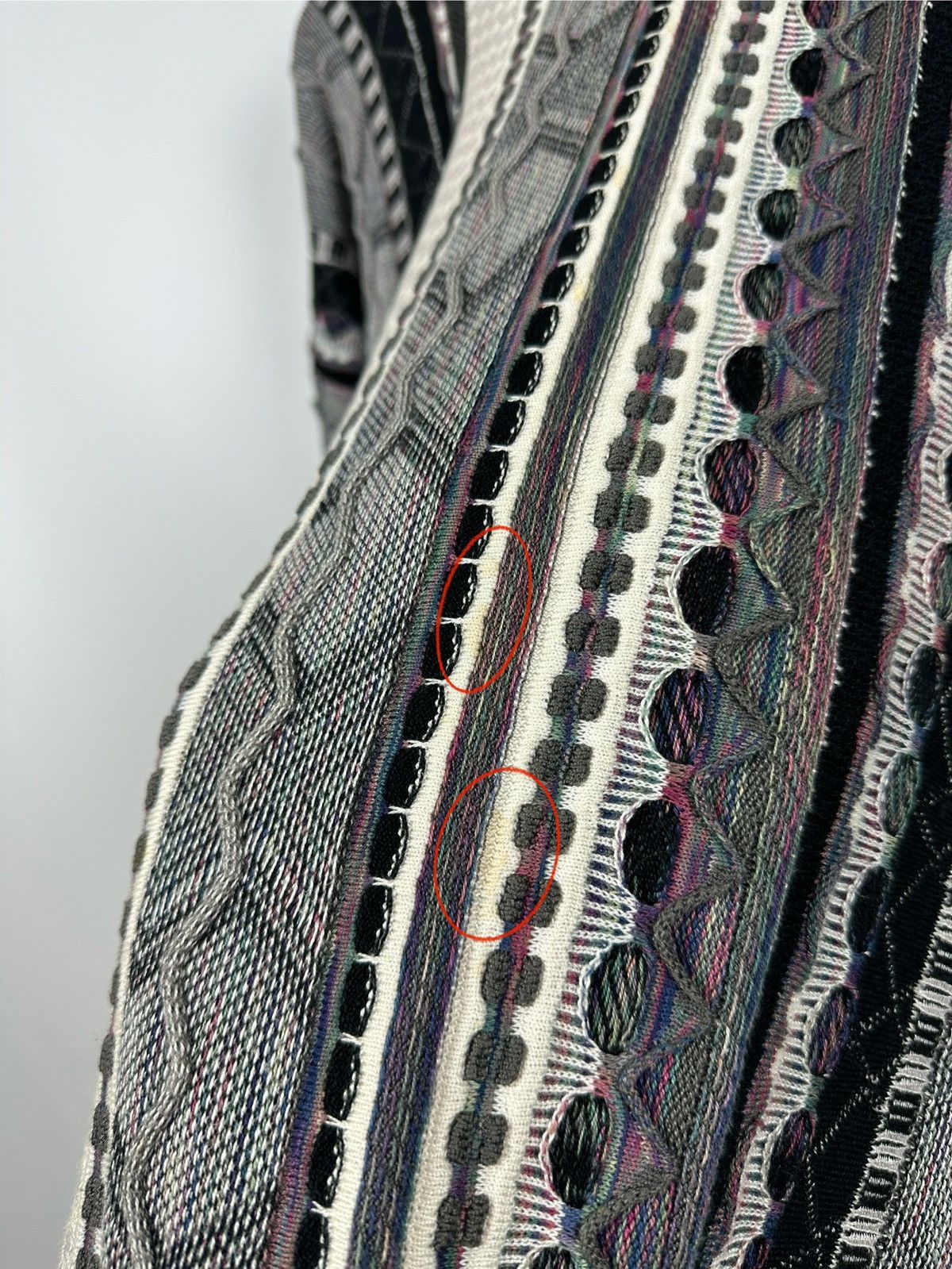 Tundra Canada Vintage Tundra Canada 3D Knit Coogi Style Sweater Size US XL / EU 56 / 4 - 22 Thumbnail