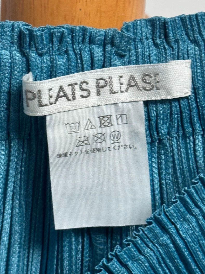 Issey Miyake issey miyake size:3 blue shorts 2505-Nextarrow Size 31" - 3 Thumbnail