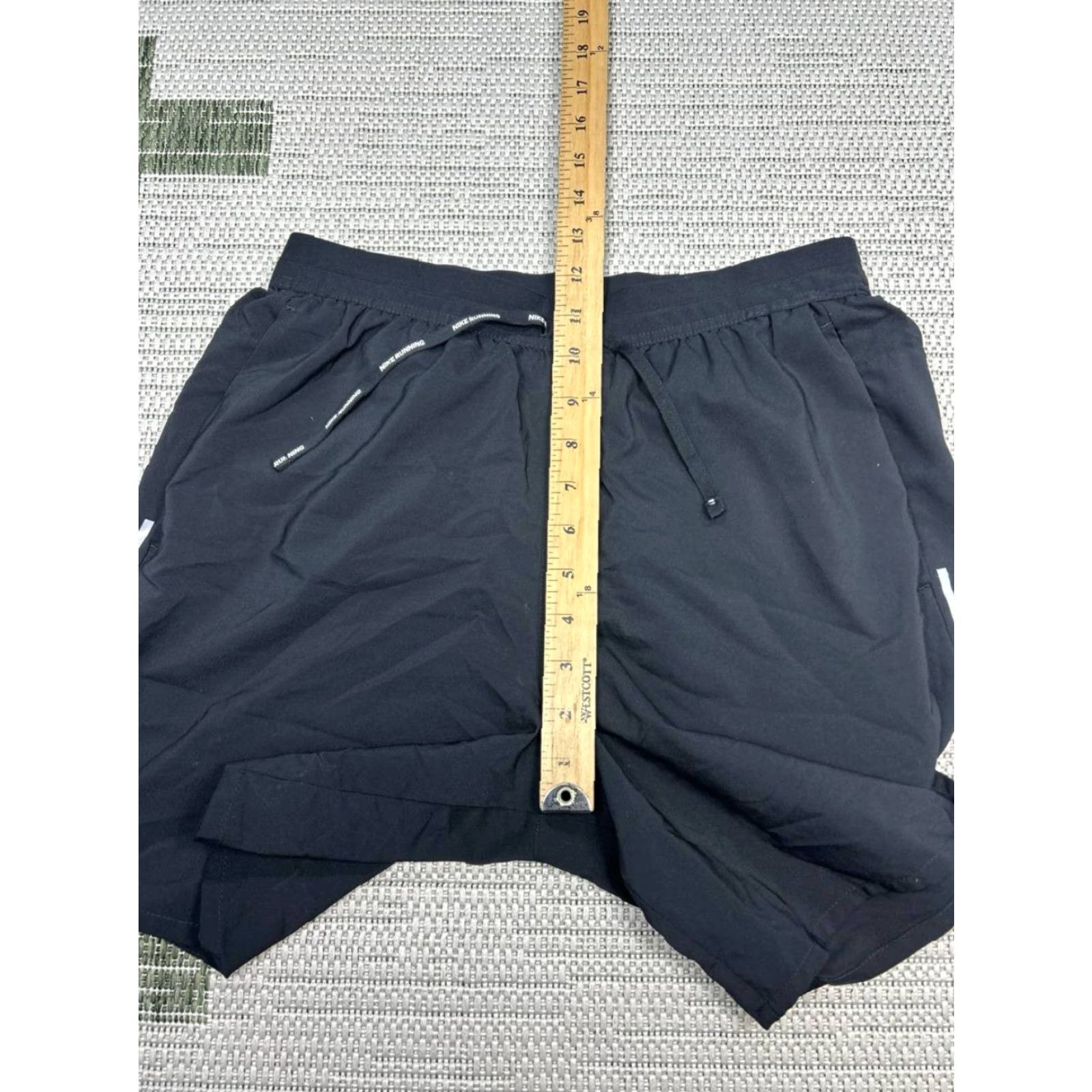 Nike Nike Dri-FIT Running Shorts Womens Medium Black Drawstring Built In Liner Size 32" / US 10 / IT 46 - 5 Thumbnail