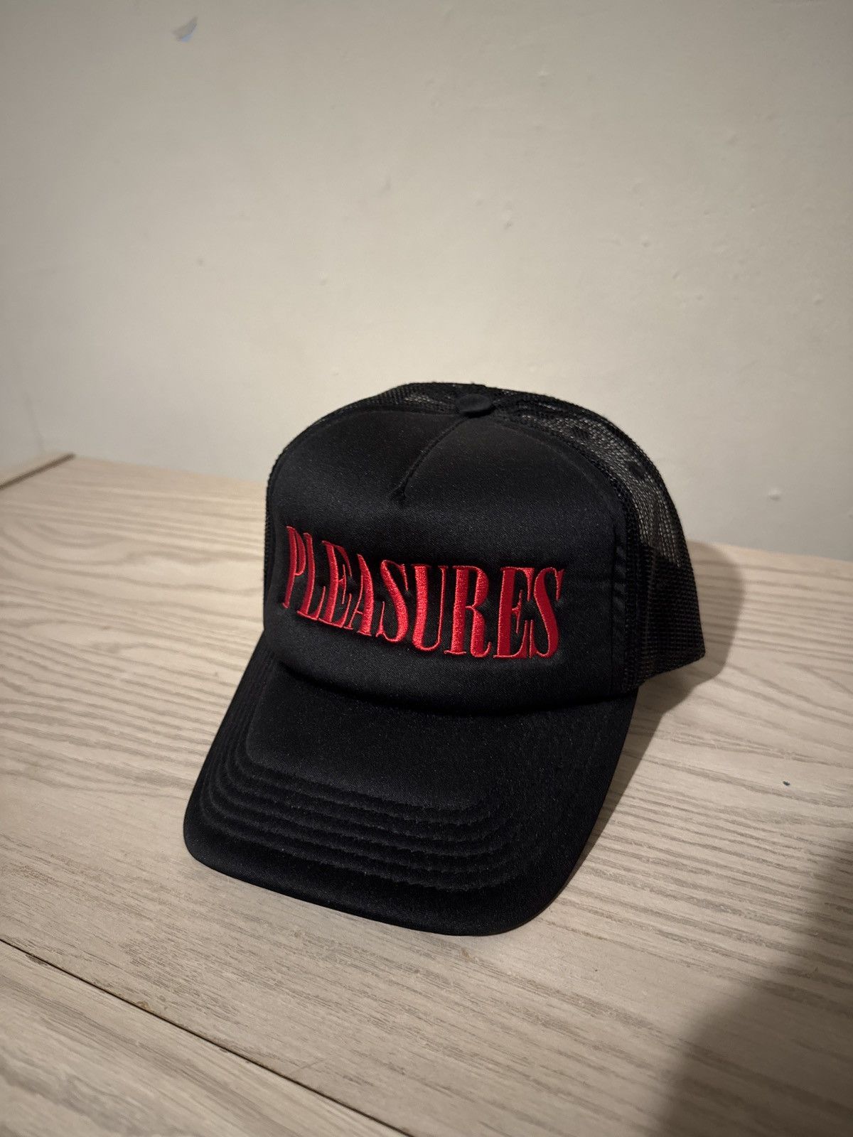 Pleasures Pleasures Trucker Hat Size ONE SIZE - 1 Preview