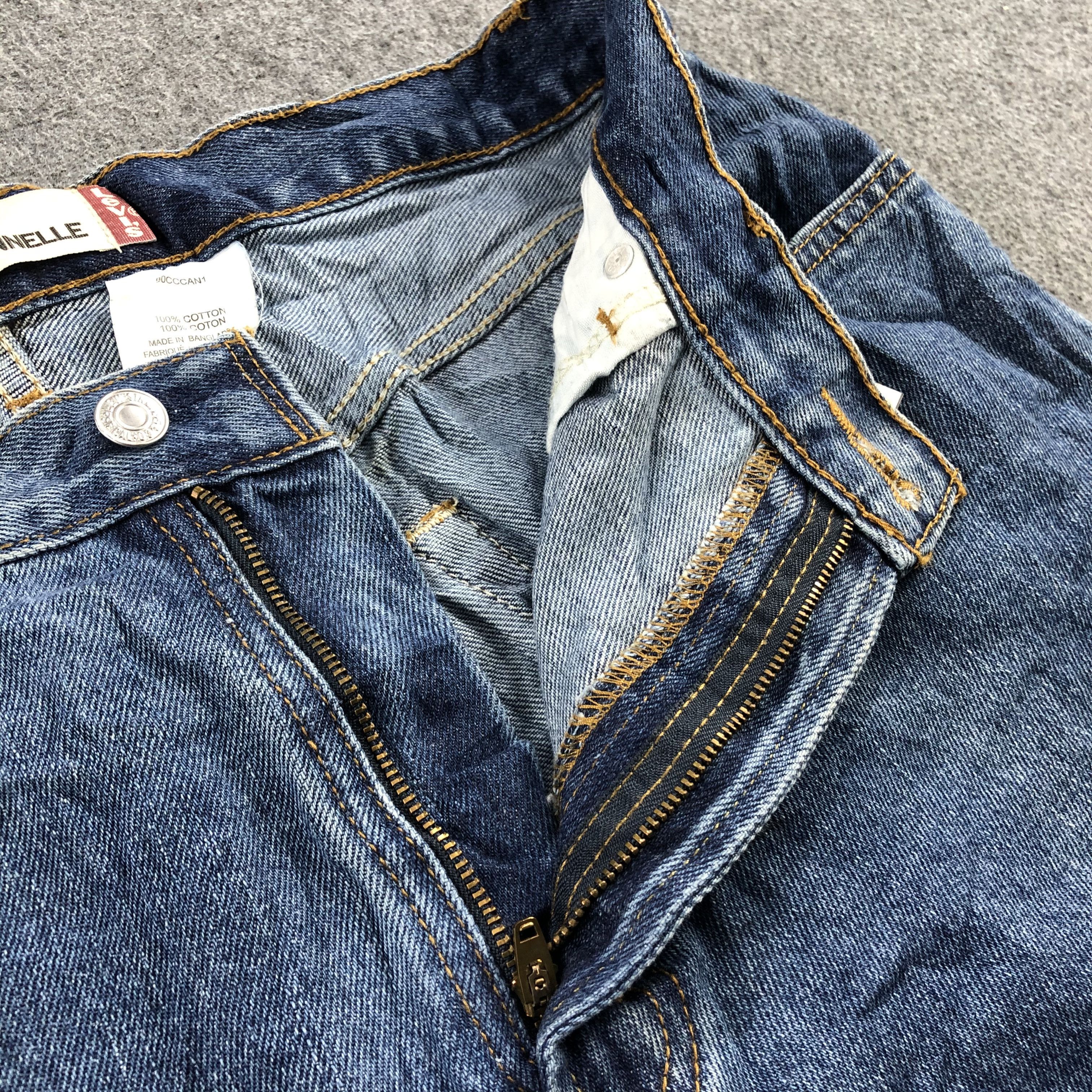 Levi's Vintage Blue Wash Levis Jeans-J2063 Size US 34 / EU 50 - 10 Thumbnail