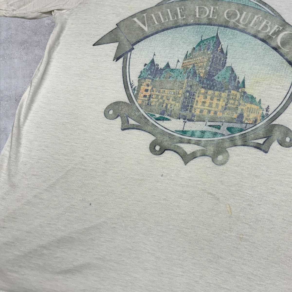 Vintage Vintage Quebec Tourist Shirt Size US L / EU 52-54 / 3 - 5 Thumbnail