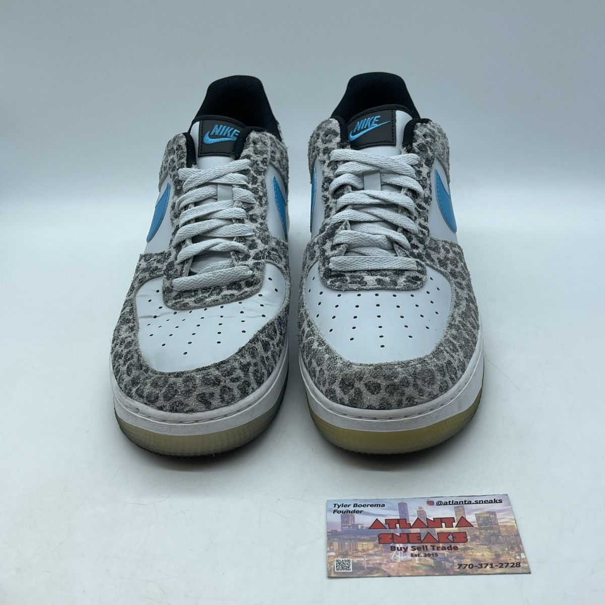 Nike Air Force 1 low snow leopard Size US 11 / EU 44 - 2 Thumbnail