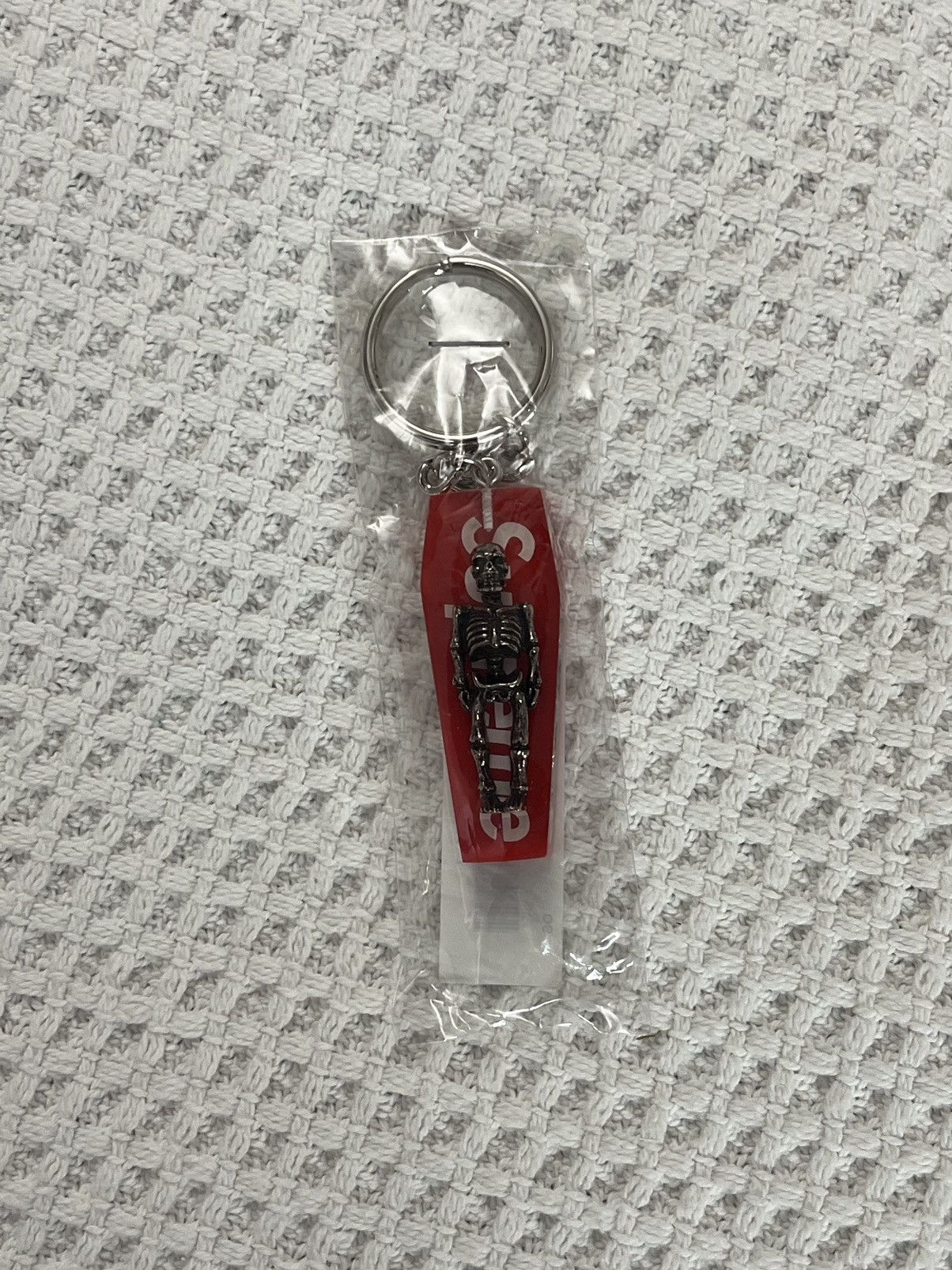 Supreme Supreme Skeleton Keychain Size ONE SIZE - 1 Thumbnail