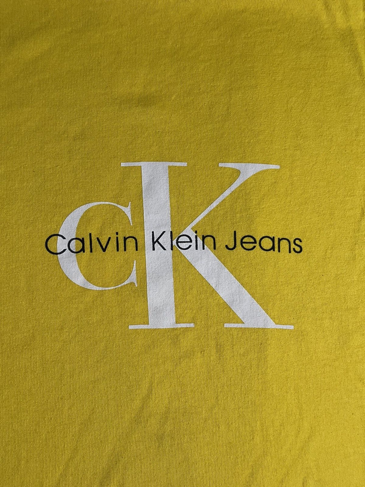 Calvin Klein Calvin Klein Center Logo T-shirt Size US XL / EU 56 / 4 - 2 Thumbnail