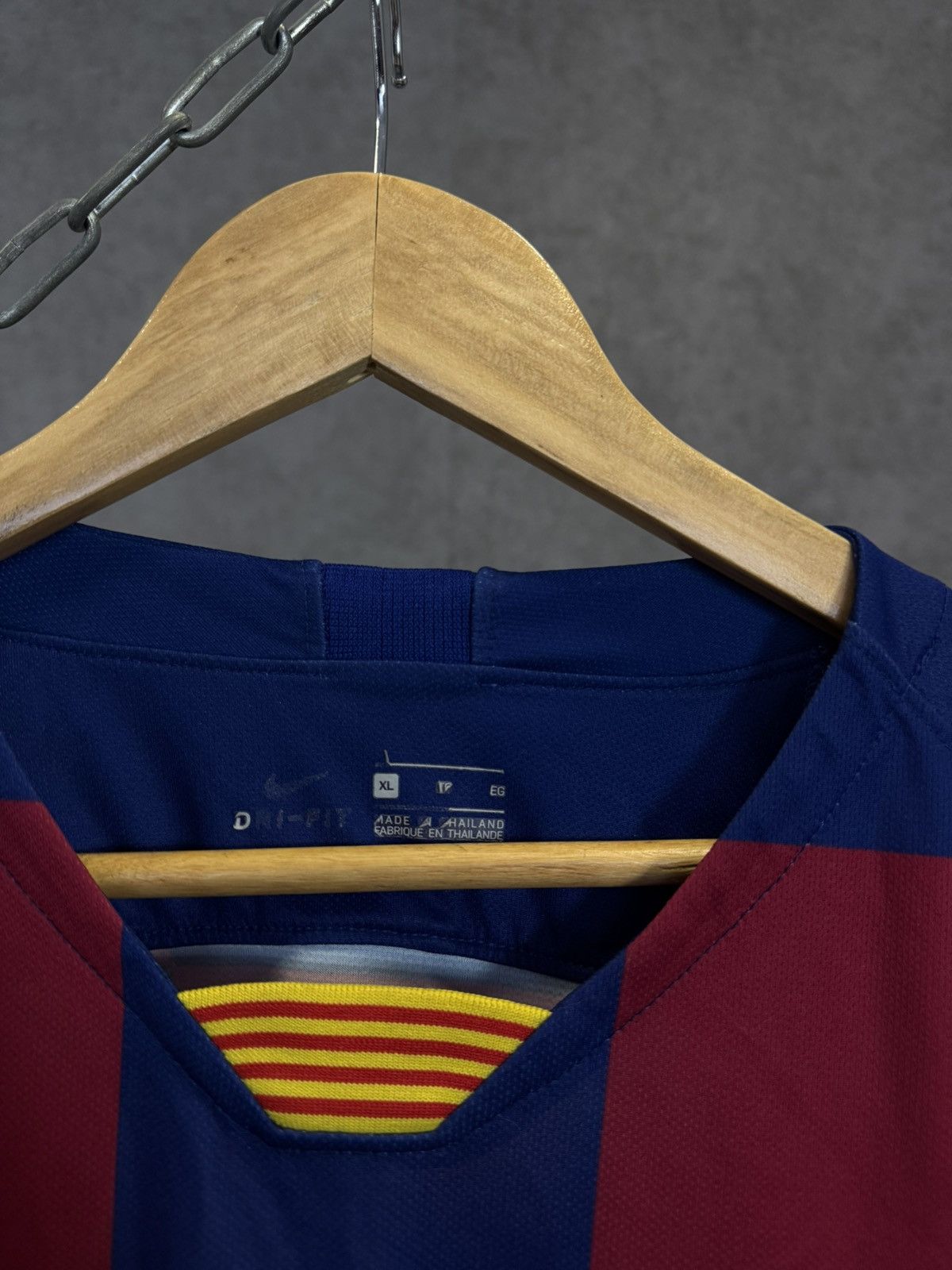 Nike FC Barcelona Rakuten 2018 Nike soccer jersey Size US XL / EU 56 / 4 - 4 Thumbnail