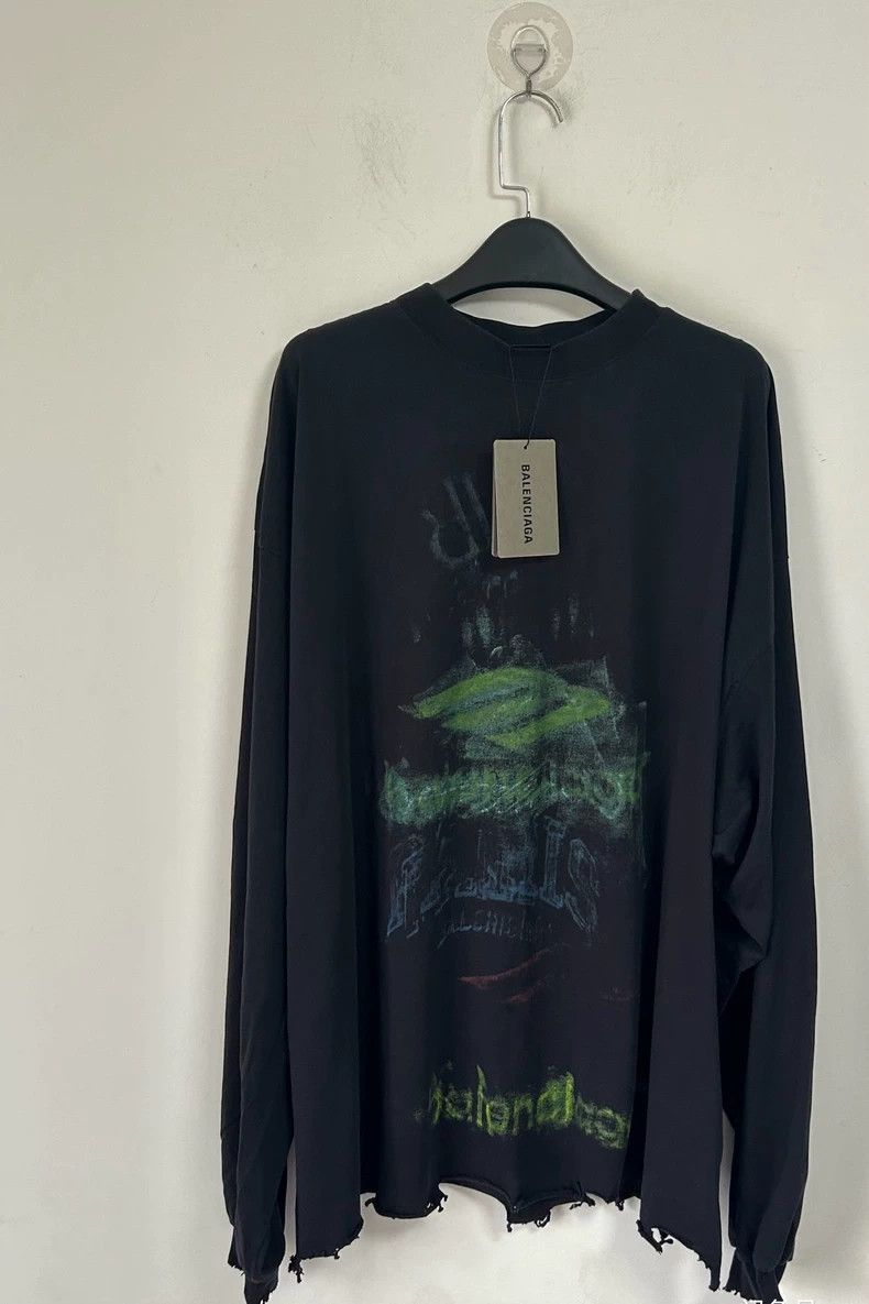 Balenciaga Balenciaga Black Long Sleeve Graffiti Top- dmc Size US M / EU 48-50 / 2 - 1 Thumbnail