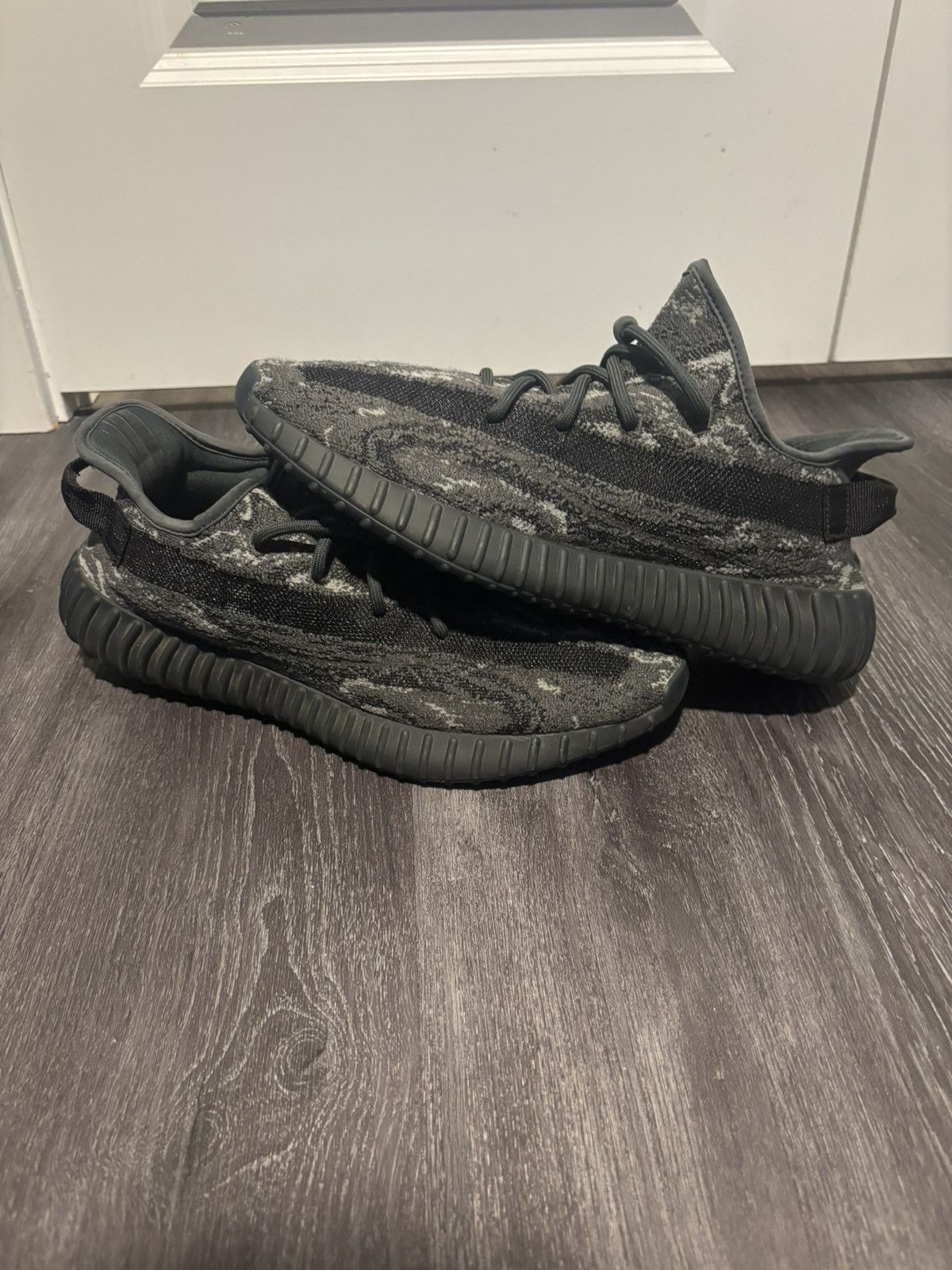 Yeezy Yeezy 350 Boost V2 Size US 10.5 / EU 43-44 - 7 Thumbnail