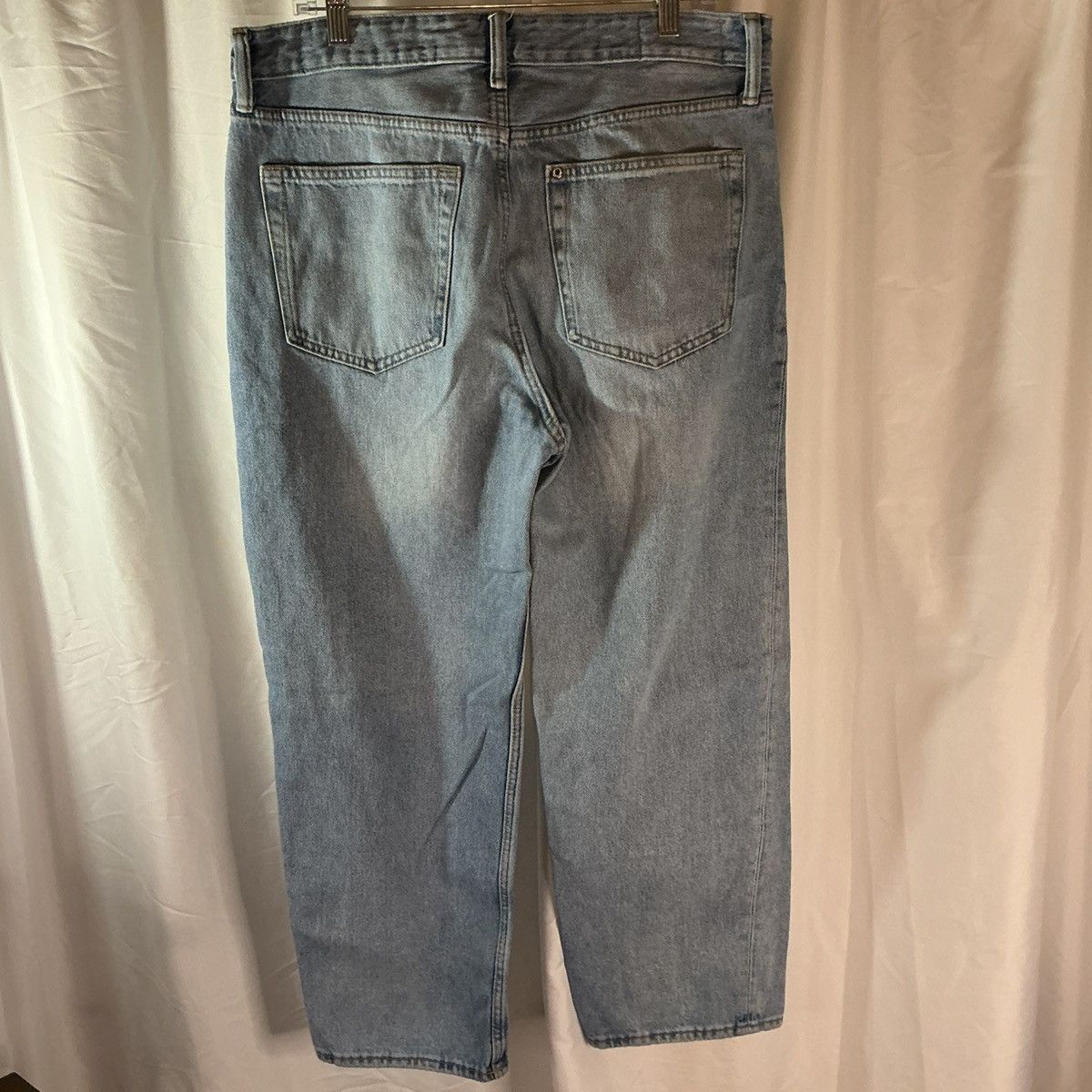 H&M H&M Loose Ample Jeans Men’s 34x30 Light Wash Straight Leg Size US 34 / EU 50 - 3 Thumbnail