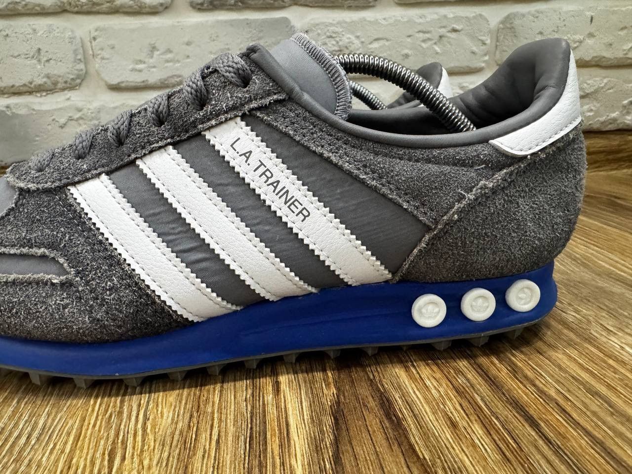 Adidas Adidas La Trainer Retro Sneakers Grey Trainers Size US 9.5 / EU 42-43 - 2 Thumbnail