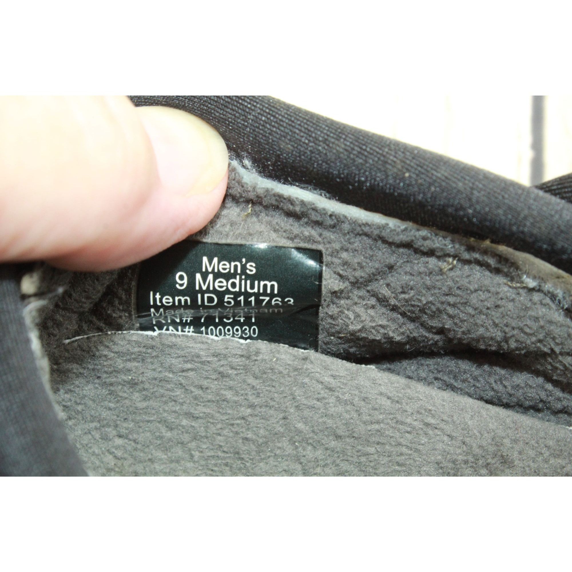 L.L. Bean LL Bean Men’s Quilted PrimaLoft Slip Ons – Size 9 M Size US 9 / EU 42 - 9 Thumbnail