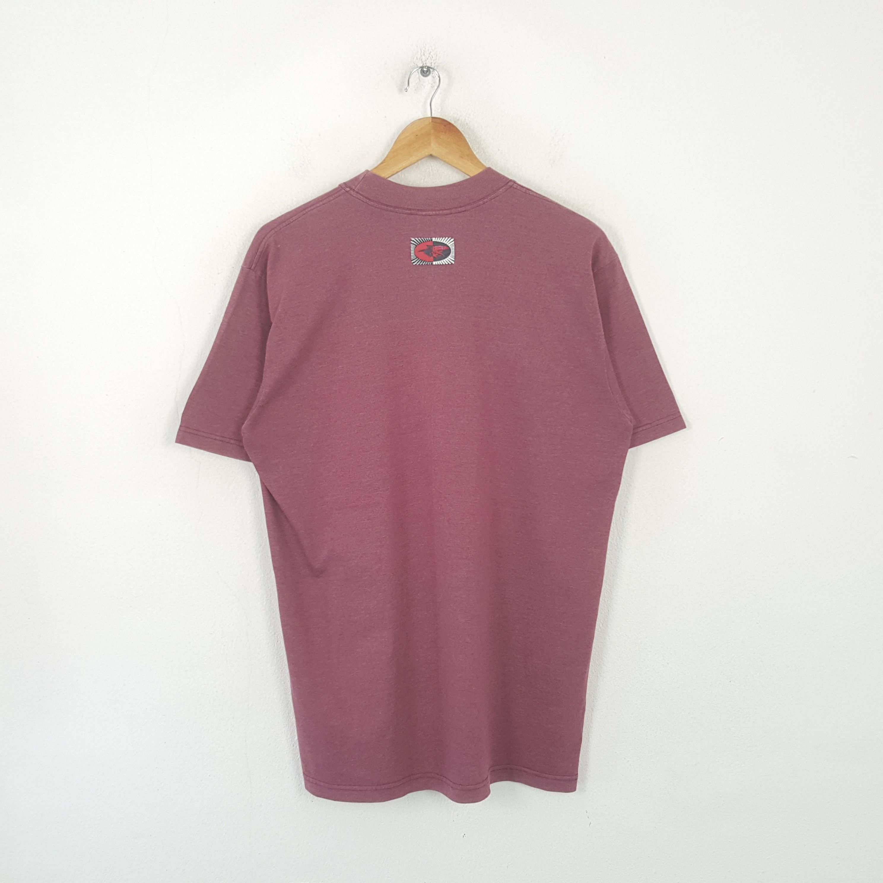 Vintage Vintage MAUI and Sons All Bite No Bark Surfing Tshirt RR11 Size US L / EU 52-54 / 3 - 3 Thumbnail