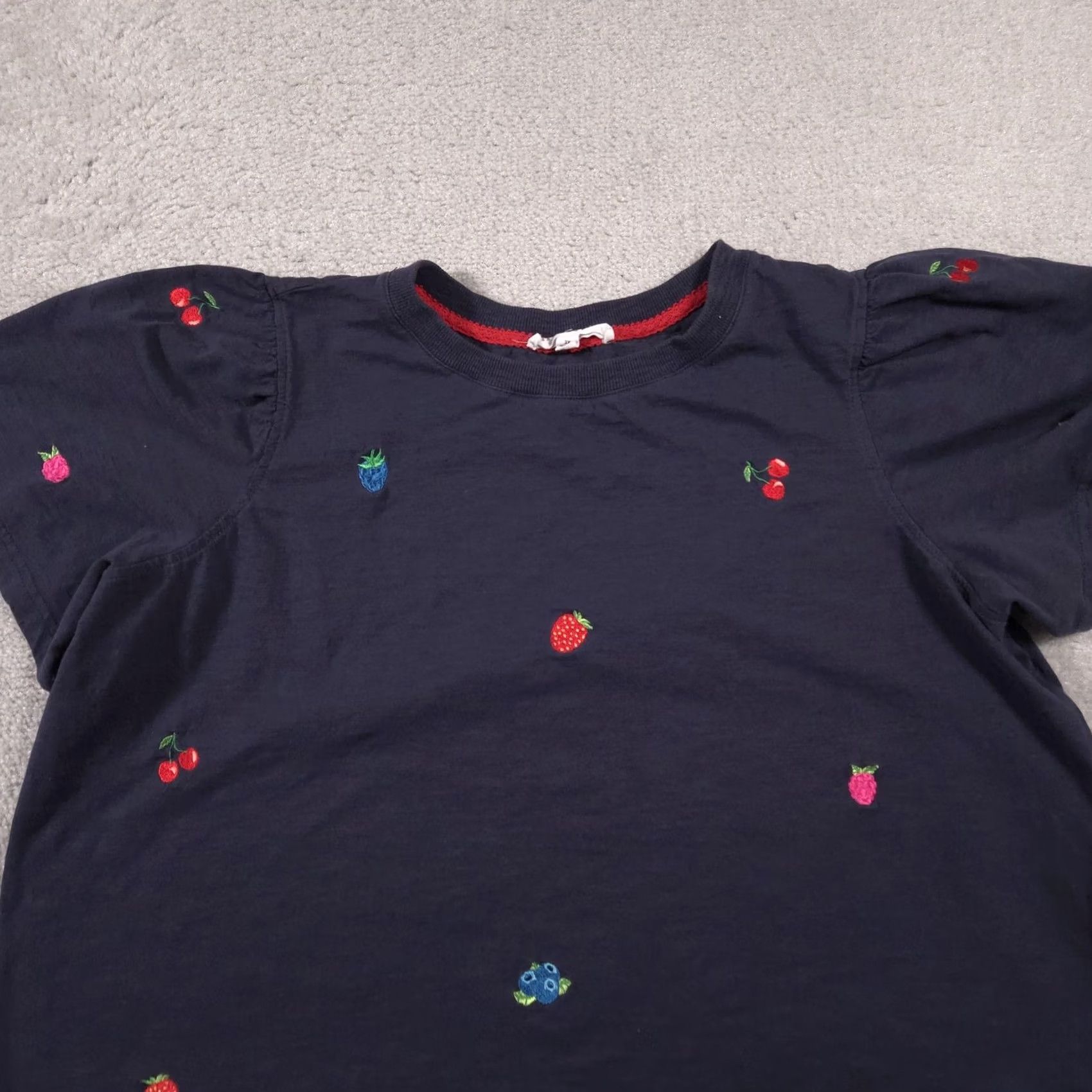 Gloverall VINTAGE Jane + Delancey Shirt Womens 2X Navy Embroidered Fruit Allover Puff Sleeve Tee Size XXL / US 16-18 / IT 52-54 - 2 Thumbnail