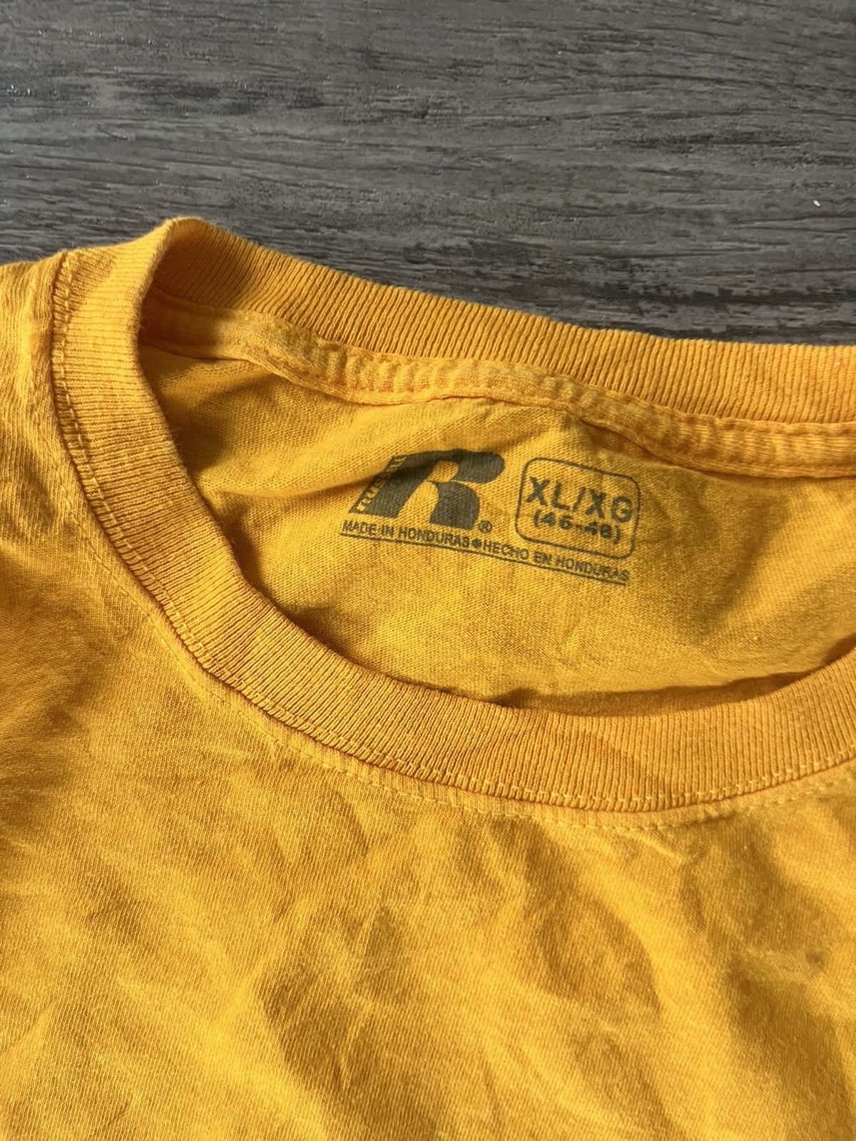 Russell Athletic × Vintage Vintage 90s y2k Wyoming Cowboys Tee Size US XL / EU 56 / 4 - 2 Thumbnail
