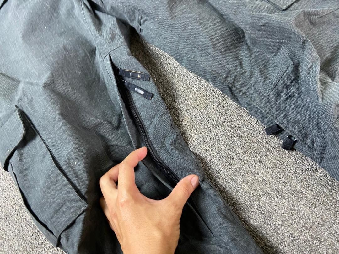 Columbia Columbia Tech Waterproof & Breathable Cargo Pants (192) Size US 34 / EU 50 - 10 Thumbnail