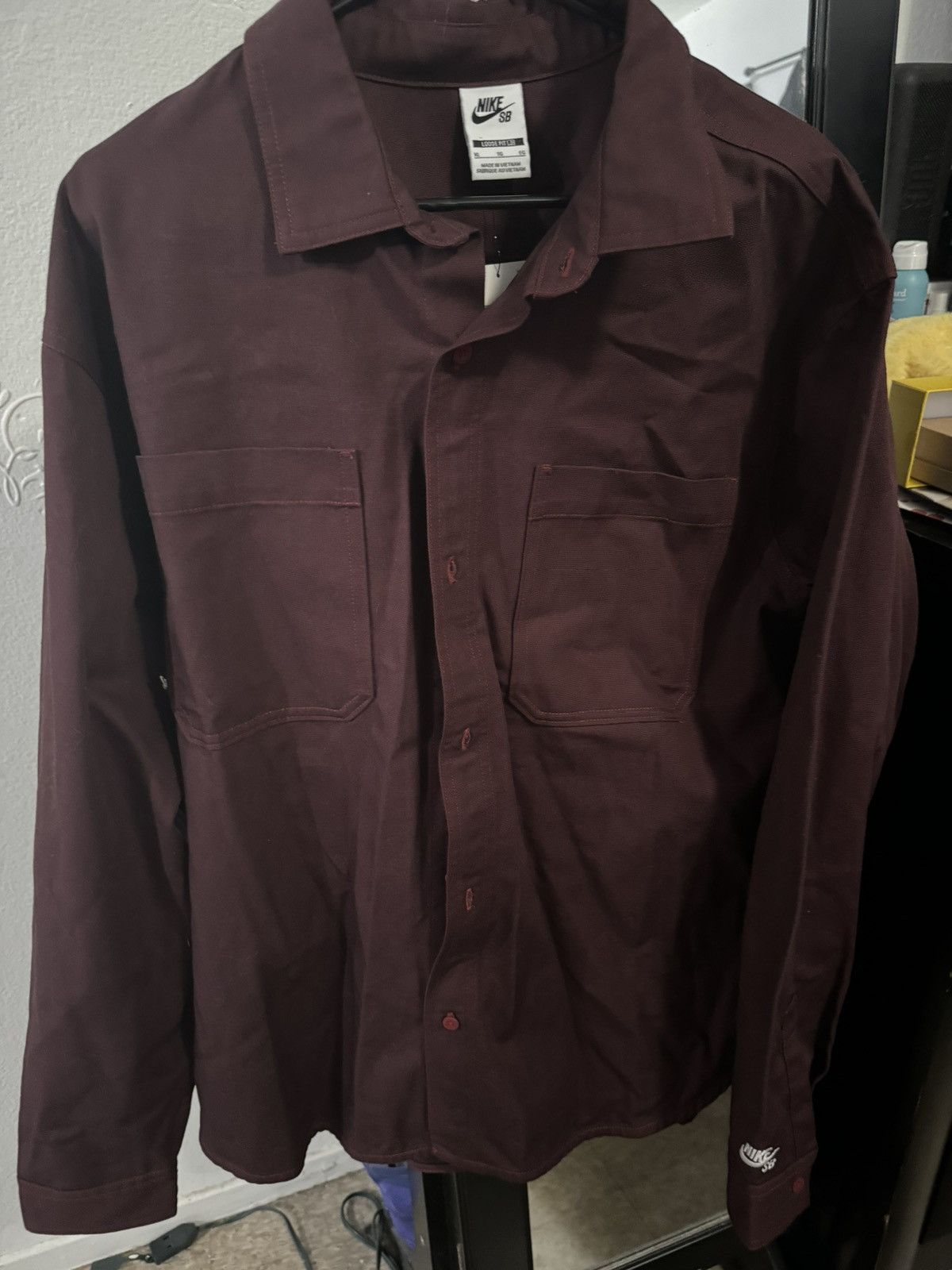 Nike SB Nike Sb Burgundy Long Sleeve Shirt Jacket Size US XL / EU 56 / 4 - 1 Thumbnail
