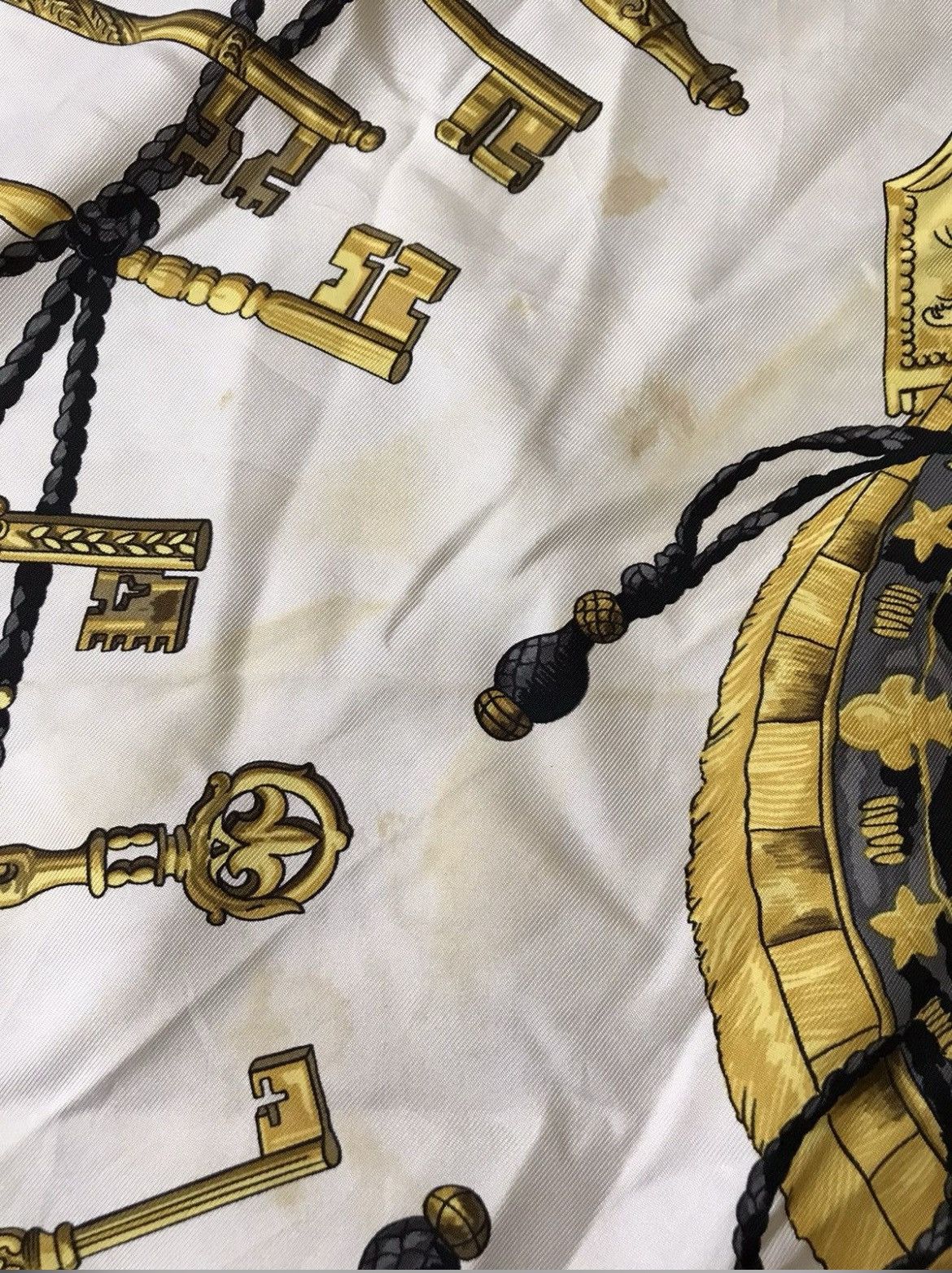 Hermes Paris Key Design Silk Scarf