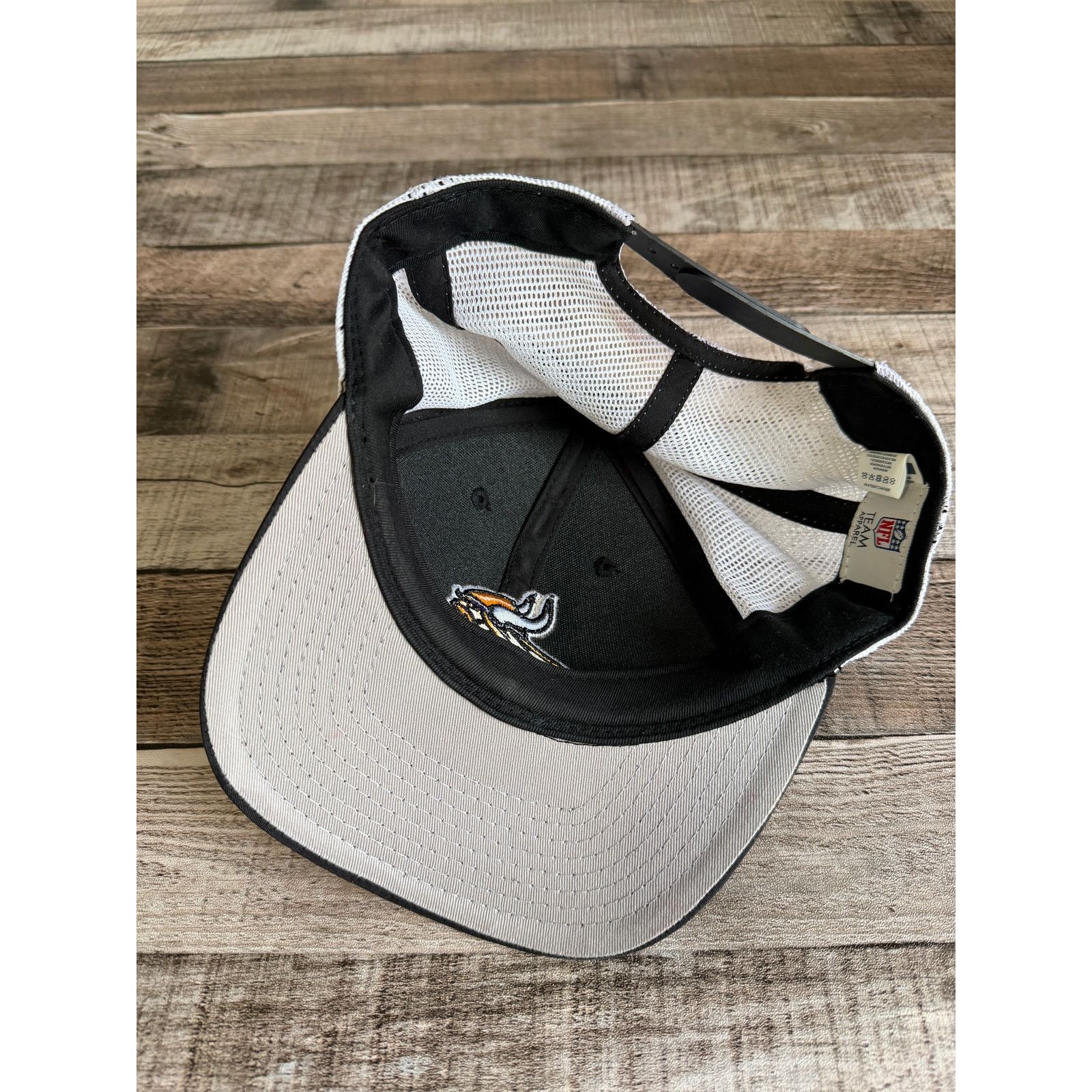 NFL Minnesota Vikings Snapback Trucker Hat Size ONE SIZE - 6 Thumbnail
