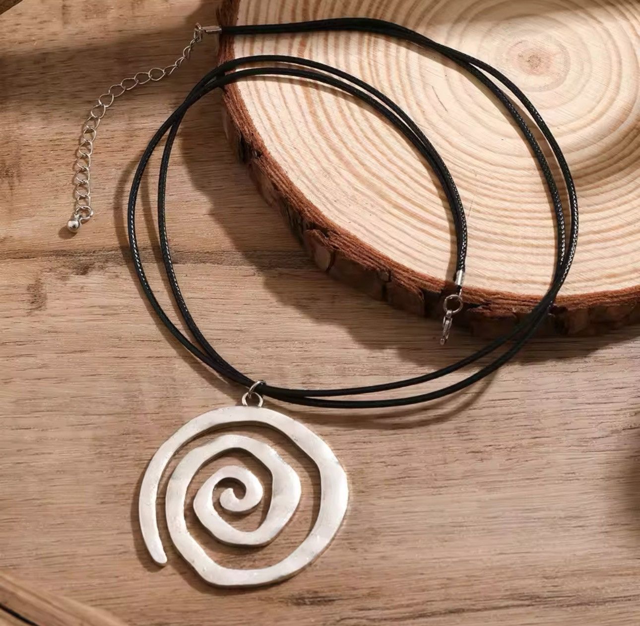 Jewelry Ethnic Creative Big Spiral Conch Pendant Necklace Size ONE SIZE - 6 Thumbnail