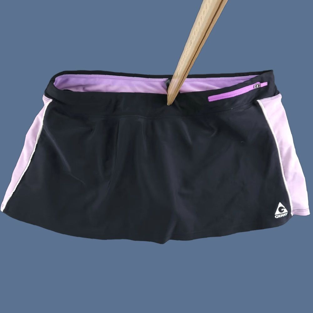 Vintage Gerry Shorts Women's Medium Black Purple Athletic Yoga Lined Running Short Size 32" / US 10 / IT 46 - 1 Thumbnail