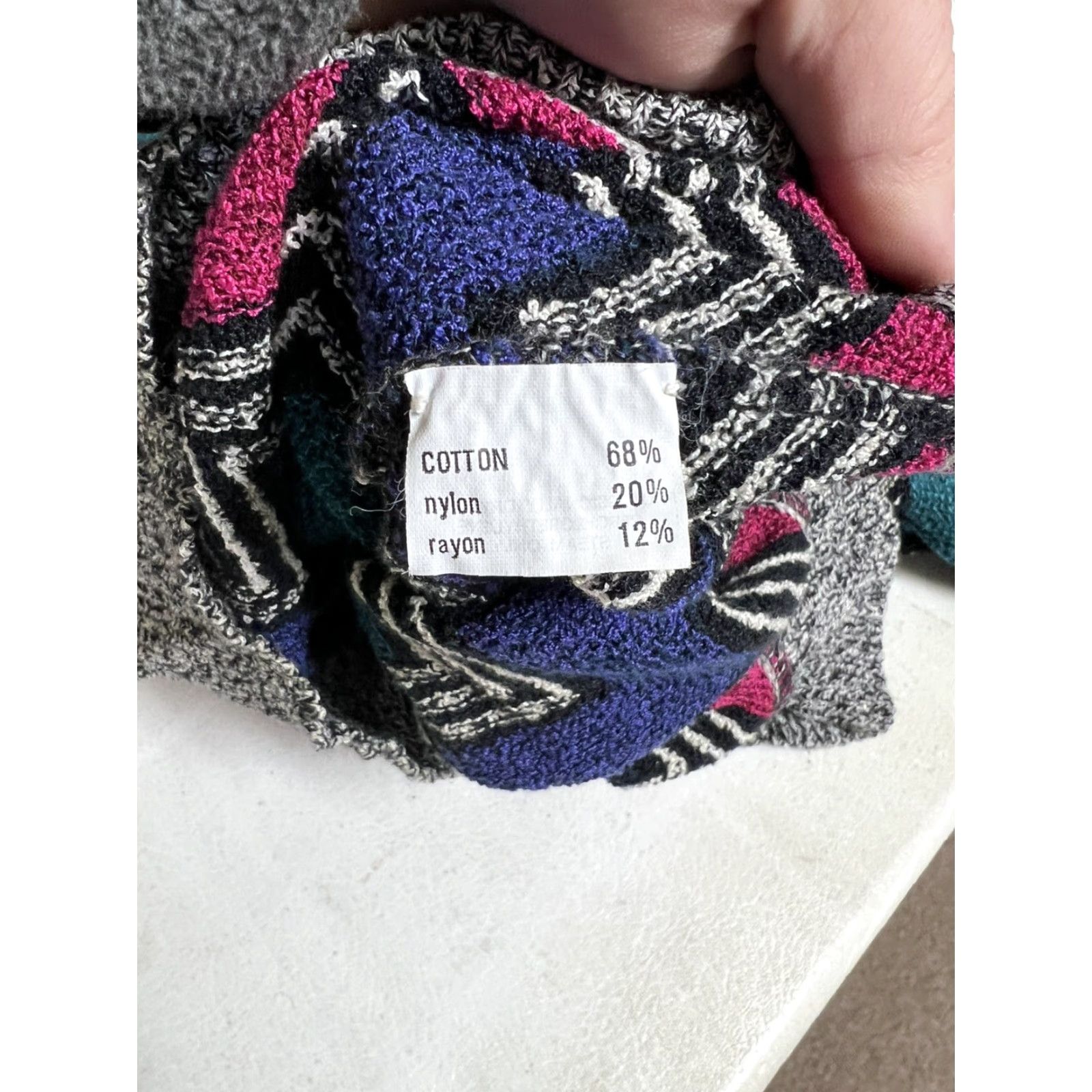 Missoni Vtg MISSONI ITALY Men's CREW NECK SWEATER Sz L Eclectic 90s Multi-Color Zigzag Size US L / EU 52-54 / 3 - 3 Thumbnail