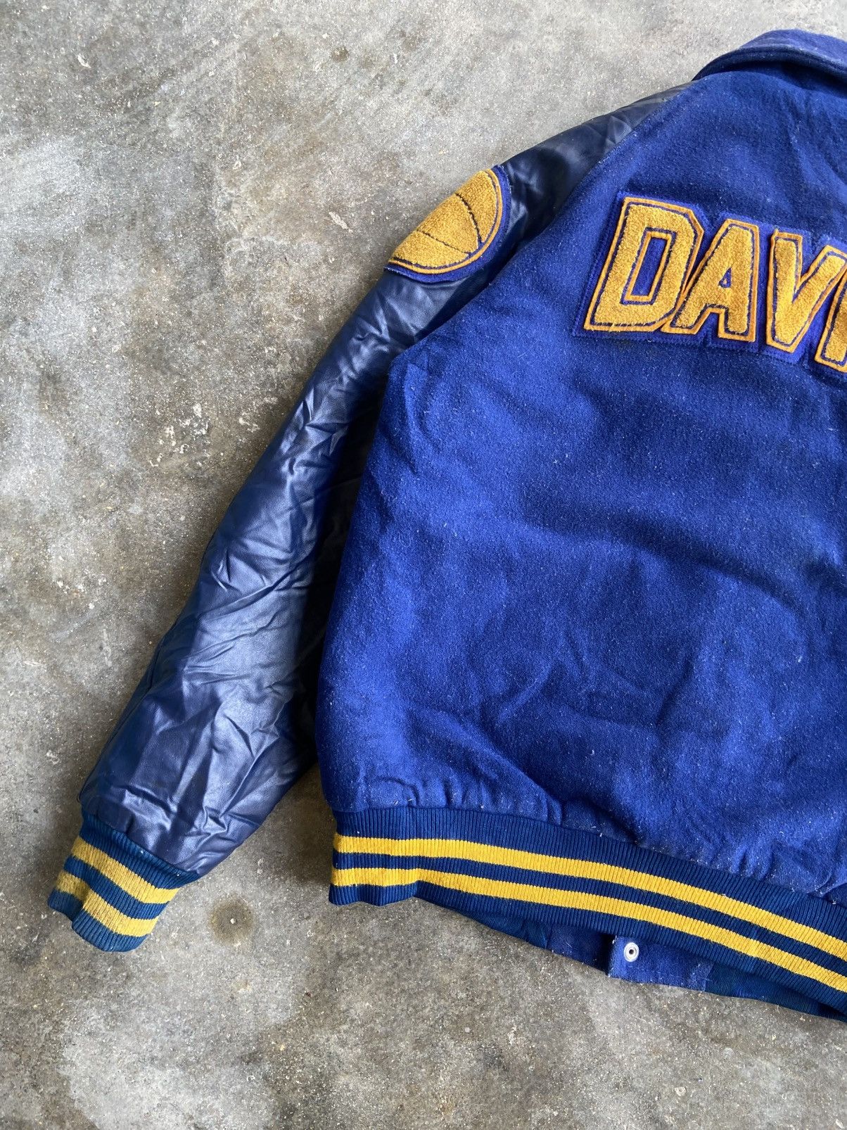 Japanese Brand CLASS OF 2023 VARSITY JACKET Size US S / EU 44-46 / 1 - 9 Thumbnail