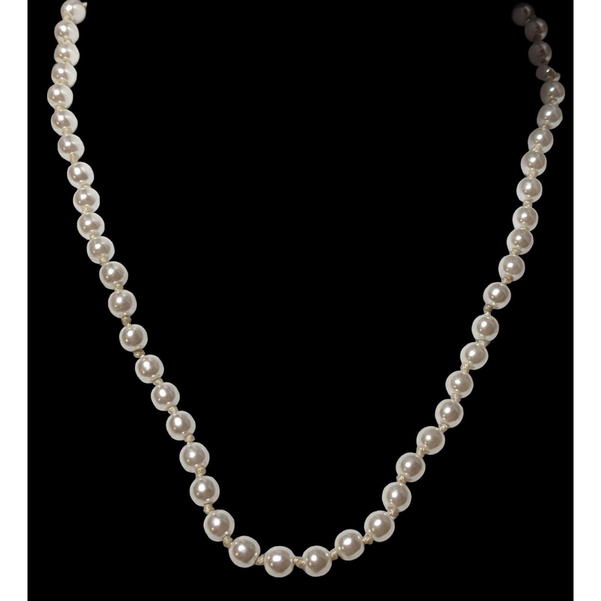 Other Simple Casual White Faux Pearl Necklace Size ONE SIZE - 3 Thumbnail