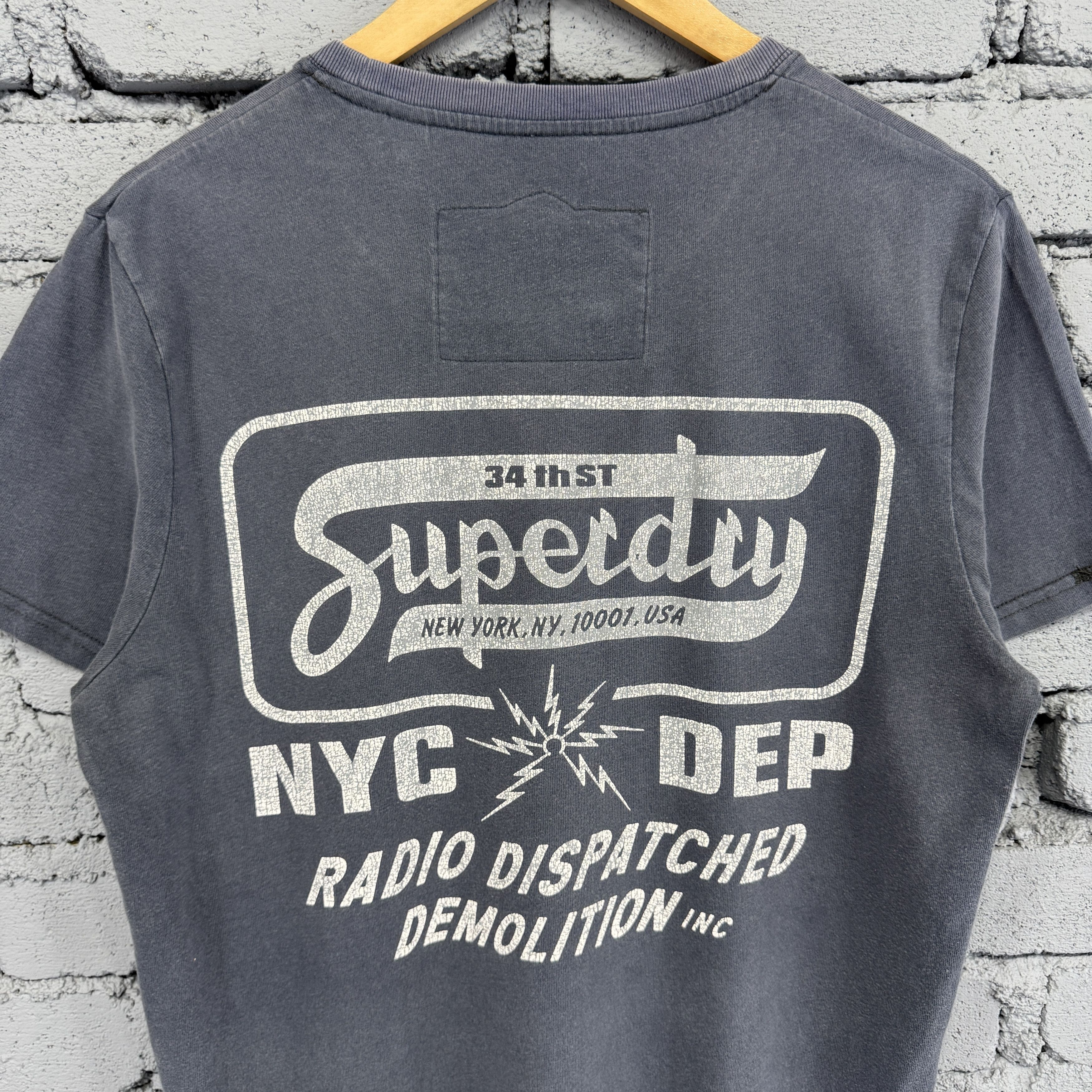 Superdry Superdry Japan NYC Radio Dispatches Demolition Faded Tshirt Size US L / EU 52-54 / 3 - 5 Thumbnail