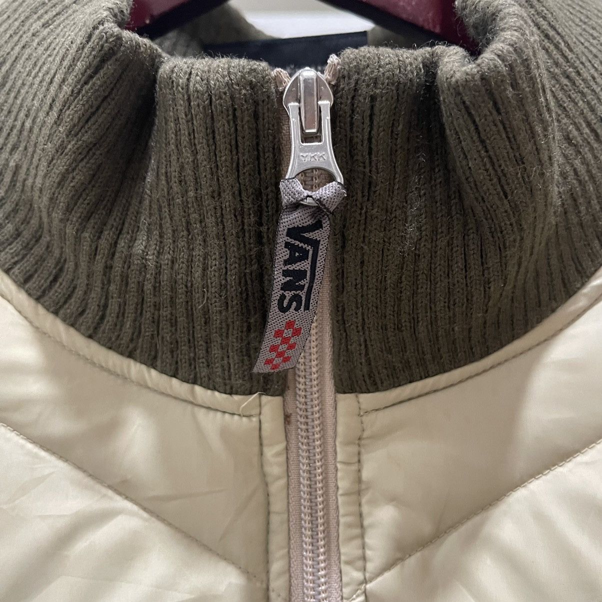 Vans × Vintage Vintage 90s VANS Puffer Zipper Bomber Jacket Size US L / EU 52-54 / 3 - 9 Thumbnail