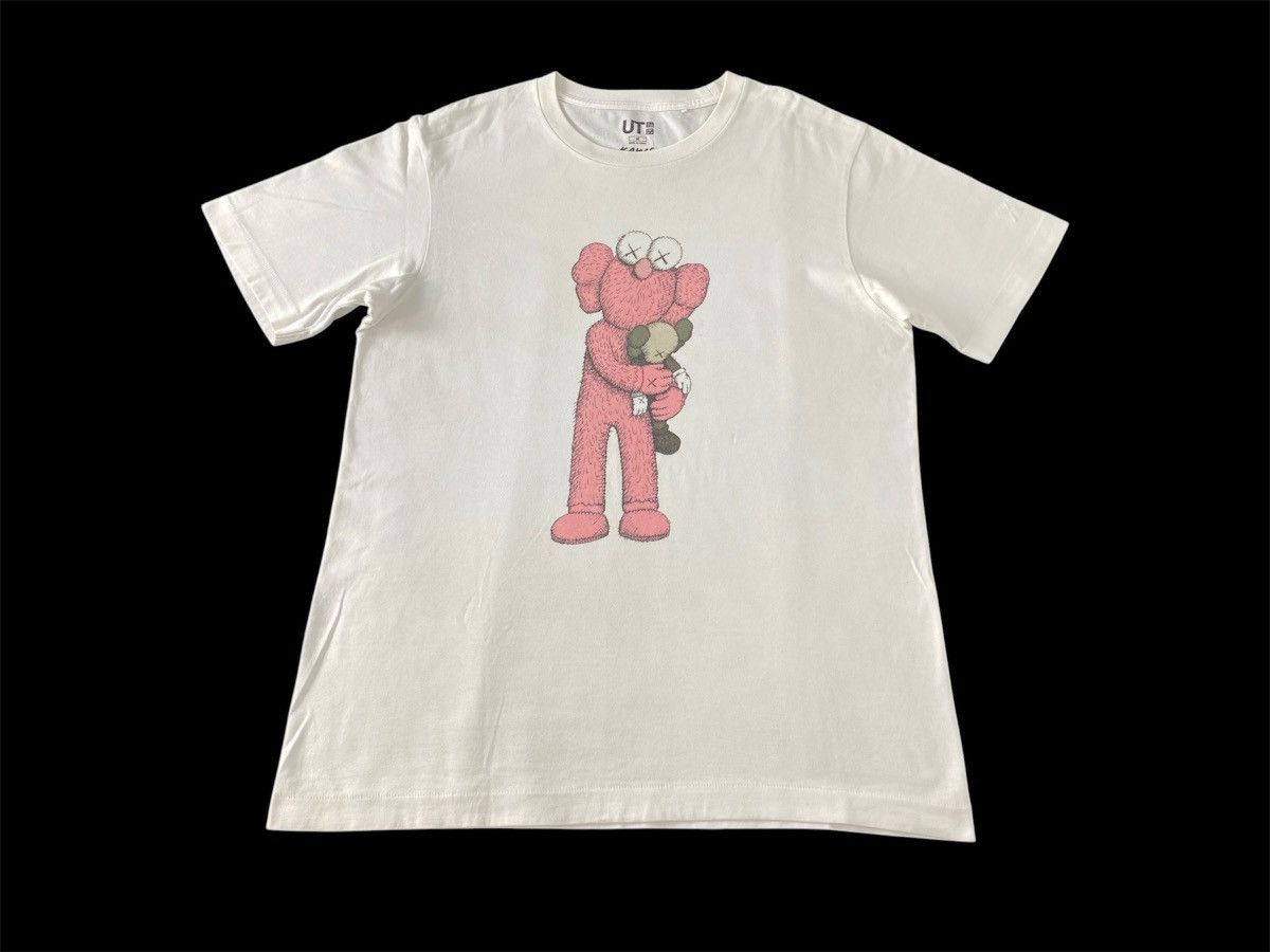 Kaws Hype Kaws Pink BFF Short Sleeve Roundneck Printed Tee Size US M / EU 48-50 / 2 - 1 Thumbnail