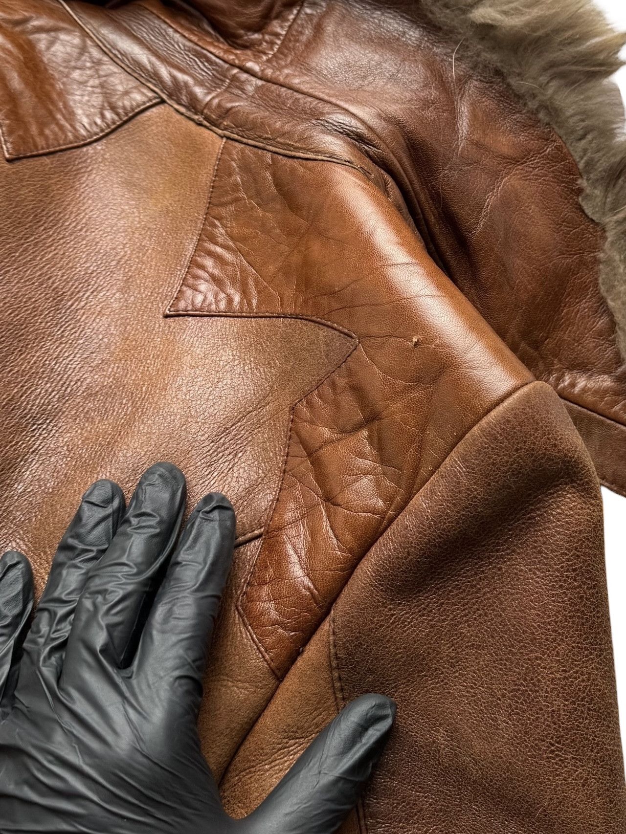 Vintage 90's Real Sheepskin Coat With Real Fur Neck(V408) Size S / US 4 / IT 40 - 14 Thumbnail