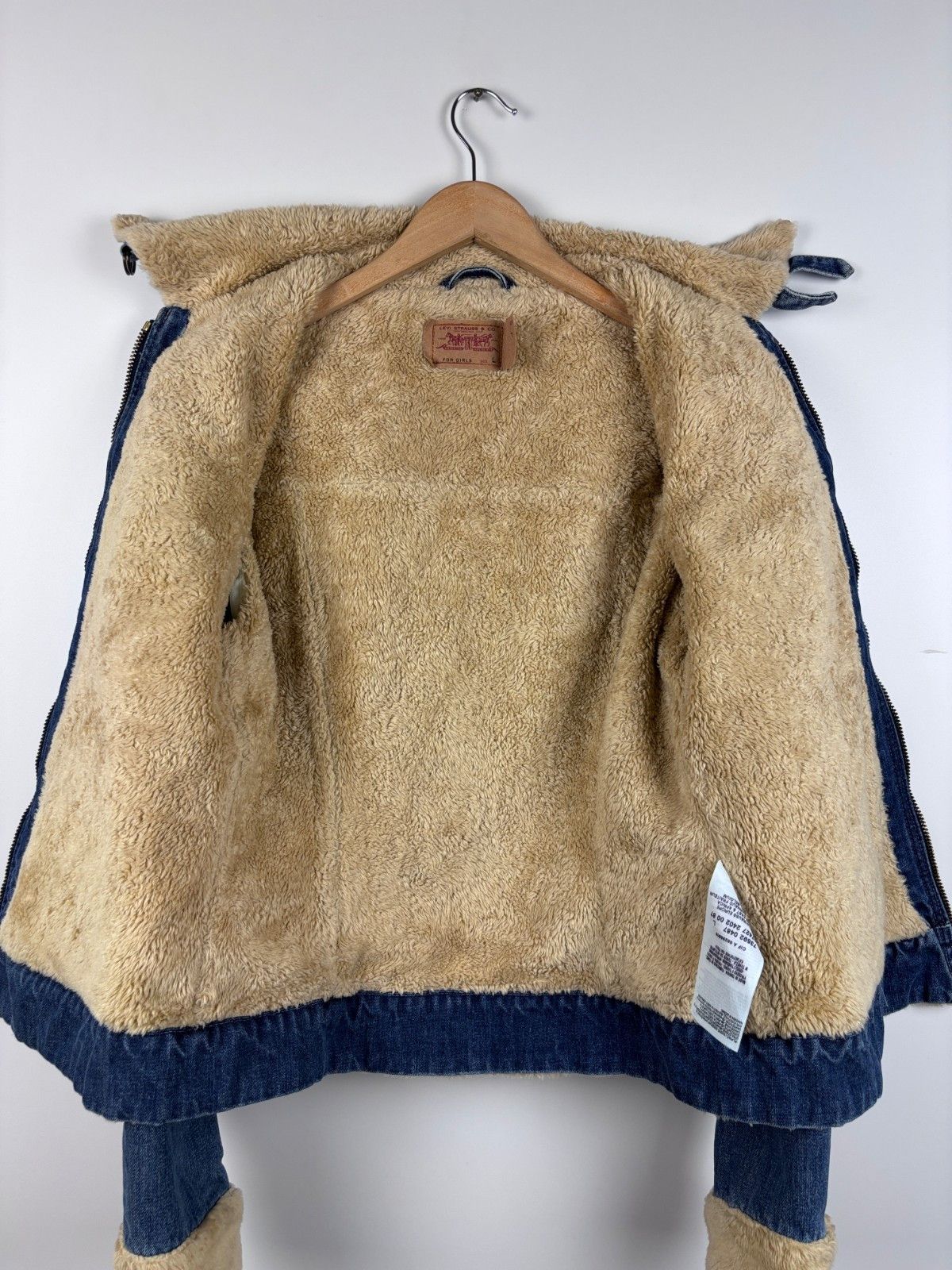 Levi's Levis Sherpa Denim Jacket Size Girls L fits like Womens S Size S / US 4 / IT 40 - 7 Thumbnail