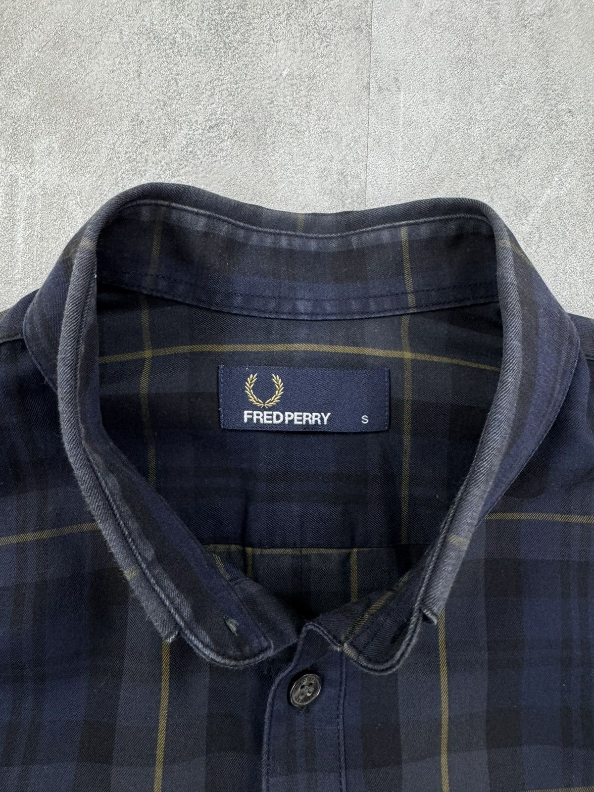 Other Fred Perry Plaid Shirt Button Up Long Sleeve Mens Size Small Size US S / EU 44-46 / 1 - 3 Thumbnail