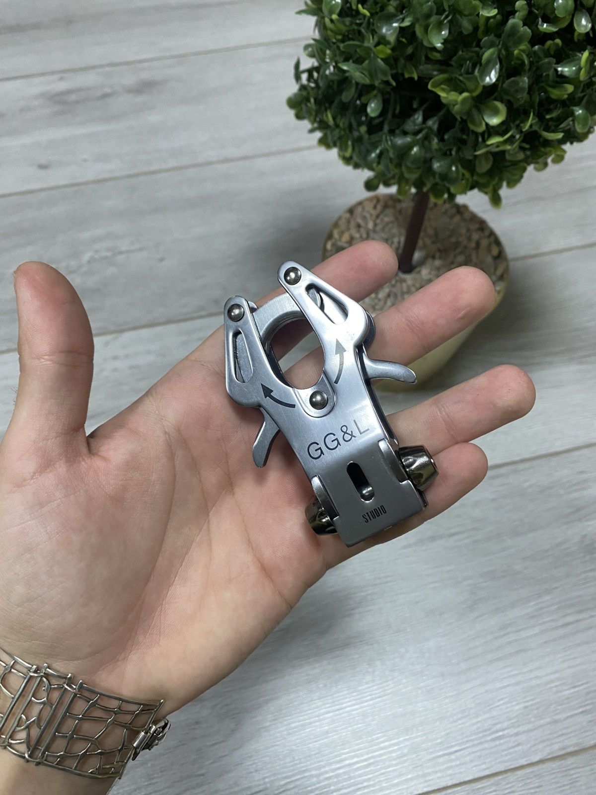Vintage GG&L ALYX style vintage metallic carabiner Size ONE SIZE - 3 Thumbnail