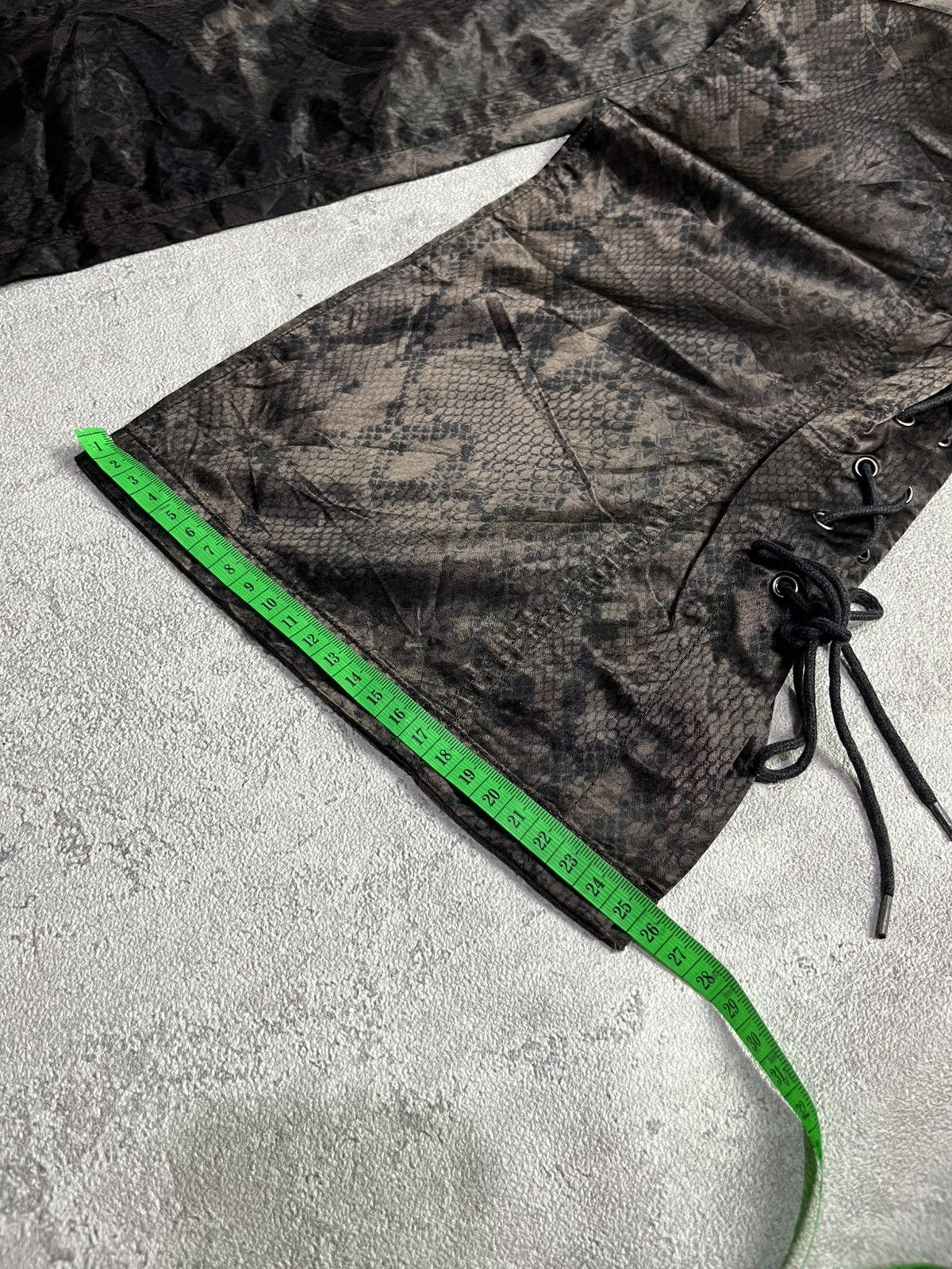 Japanese Brand Semanticdesign Snake skin python Flare Laces Pant Size US 30 / EU 46 - 17 Thumbnail