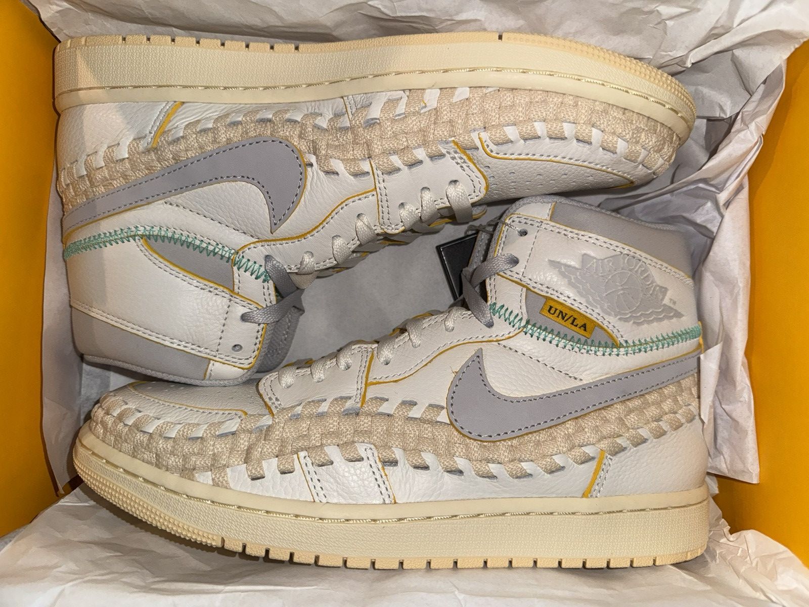 Jordan Brand × Union LA Nike Air Jordan 1 x Union LA “Bephie’s Beauty Supply” NEW DS Size US 9 / EU 42 - 7 Thumbnail