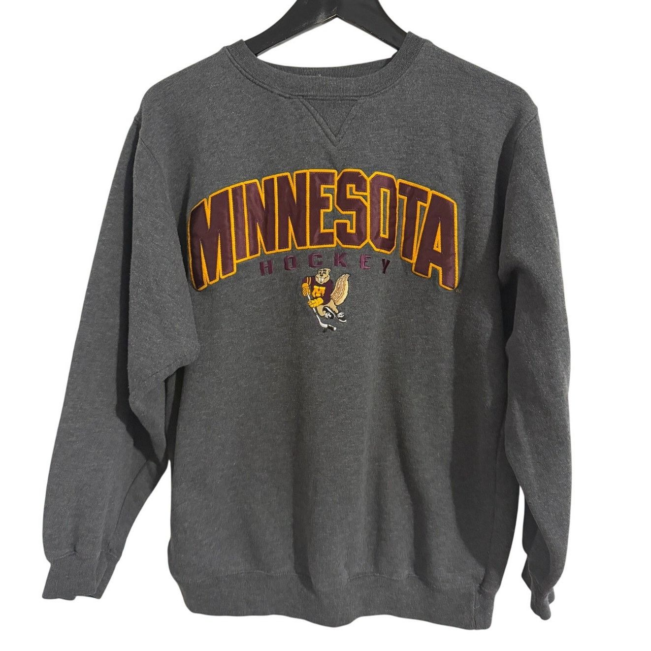J. America Minnesota Gophers Hockey Crewneck Sweatshirt Size Small Size US S / EU 44-46 / 1 - 1 Thumbnail