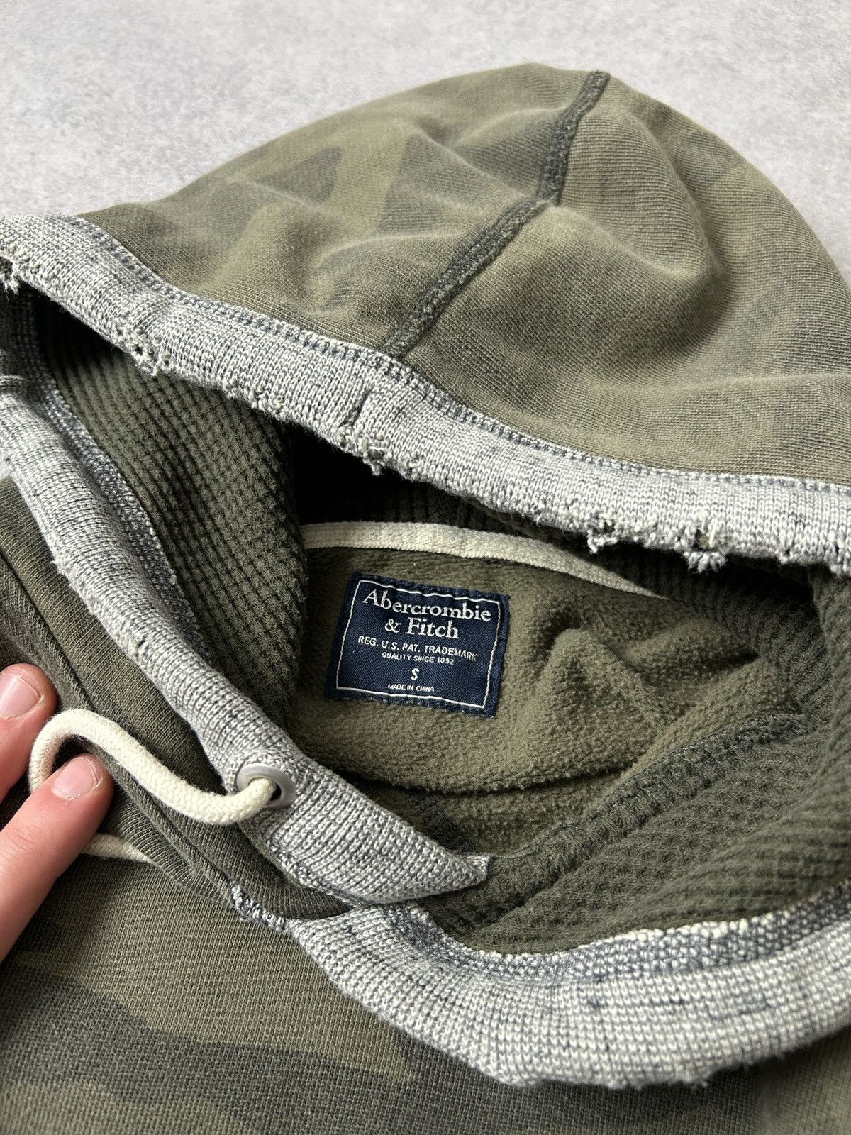 Abercrombie & Fitch Vintage Abercrombie & Fitch camo hoodies mens Size US S / EU 44-46 / 1 - 4 Thumbnail