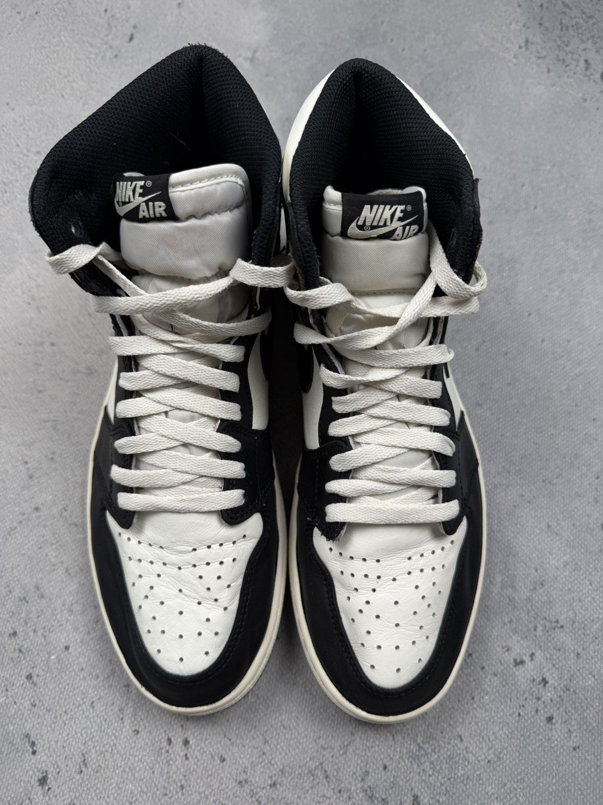 Jordan Brand Air Jordan 1 Retro High OG Dark Mocha Black White 2020 Men’s Size US 9.5 / EU 42-43 - 12 Thumbnail