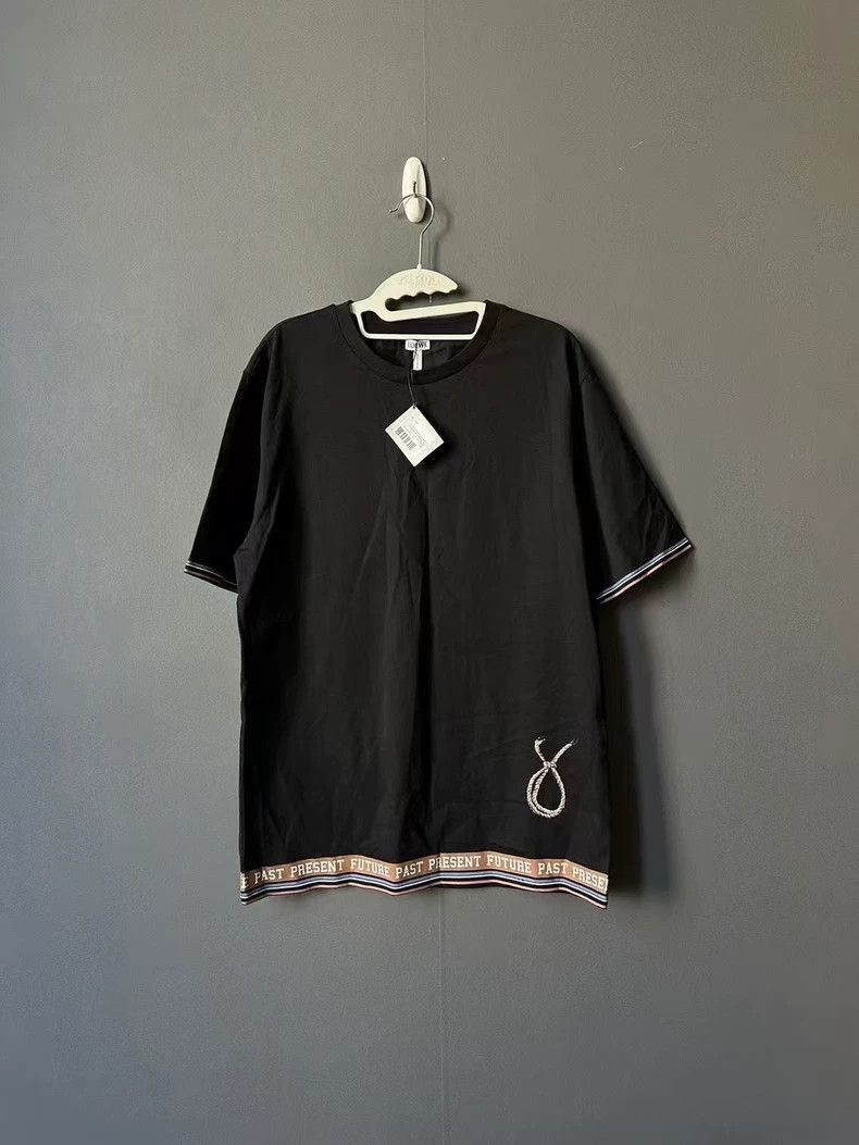 Loewe loewe Beige short sleeves 2505-Nextarrow Size US M / EU 48-50 / 2 - 1 Thumbnail