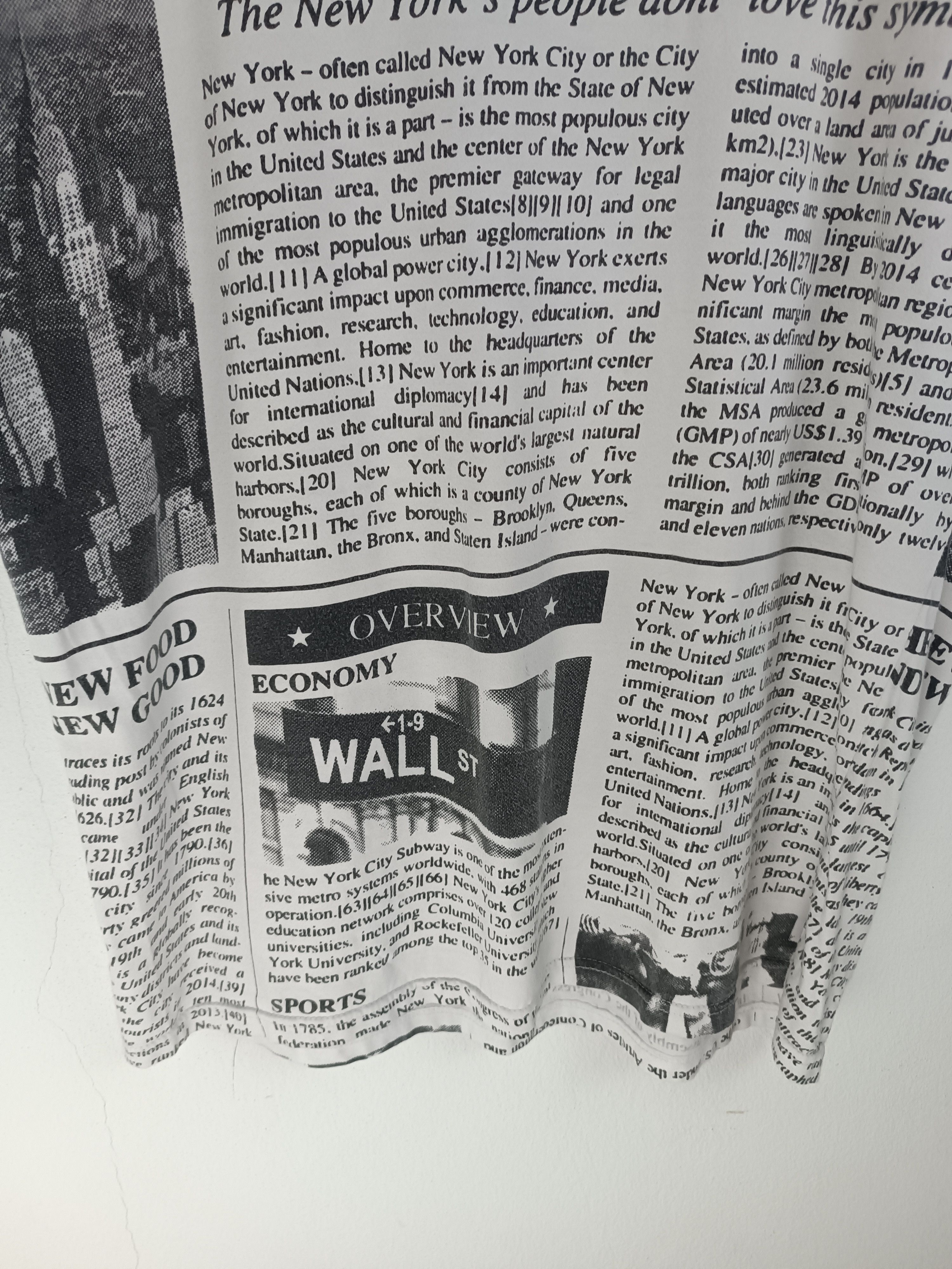 Other VINTAGE NEWSPAPER PAGE DESIGN PUNK SEDITIONARIES SEX PISTOLS Size US M / EU 48-50 / 2 - 6 Thumbnail